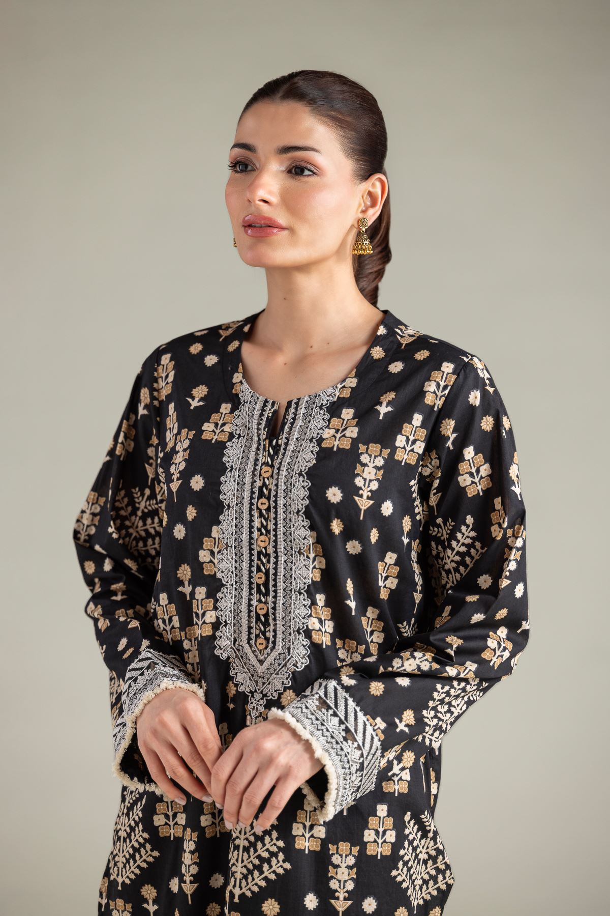 Embroidered Lawn Lawn Tailored Set - 1-26-211-A-F1-VG