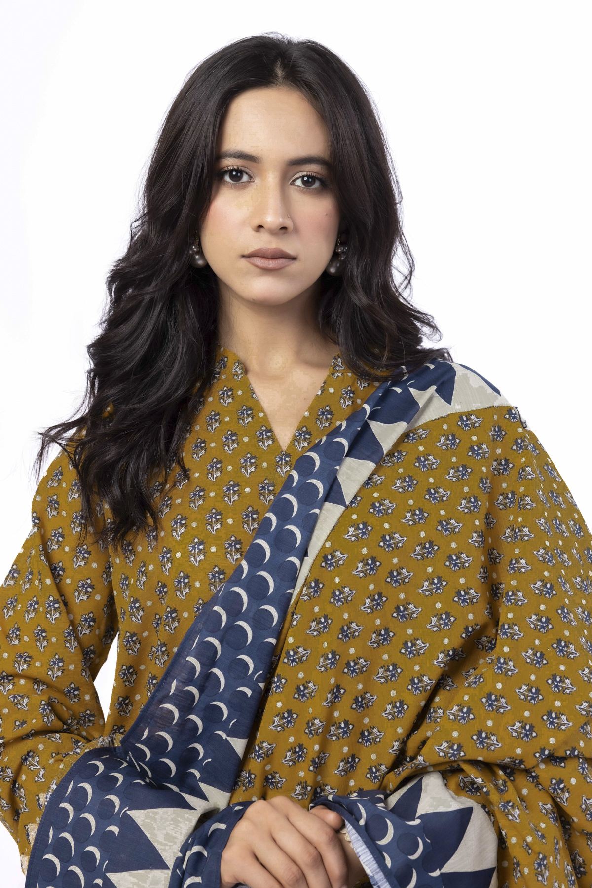 Embroidered Light Khaddar Fabrics 3 Piece - LKW55A-VG