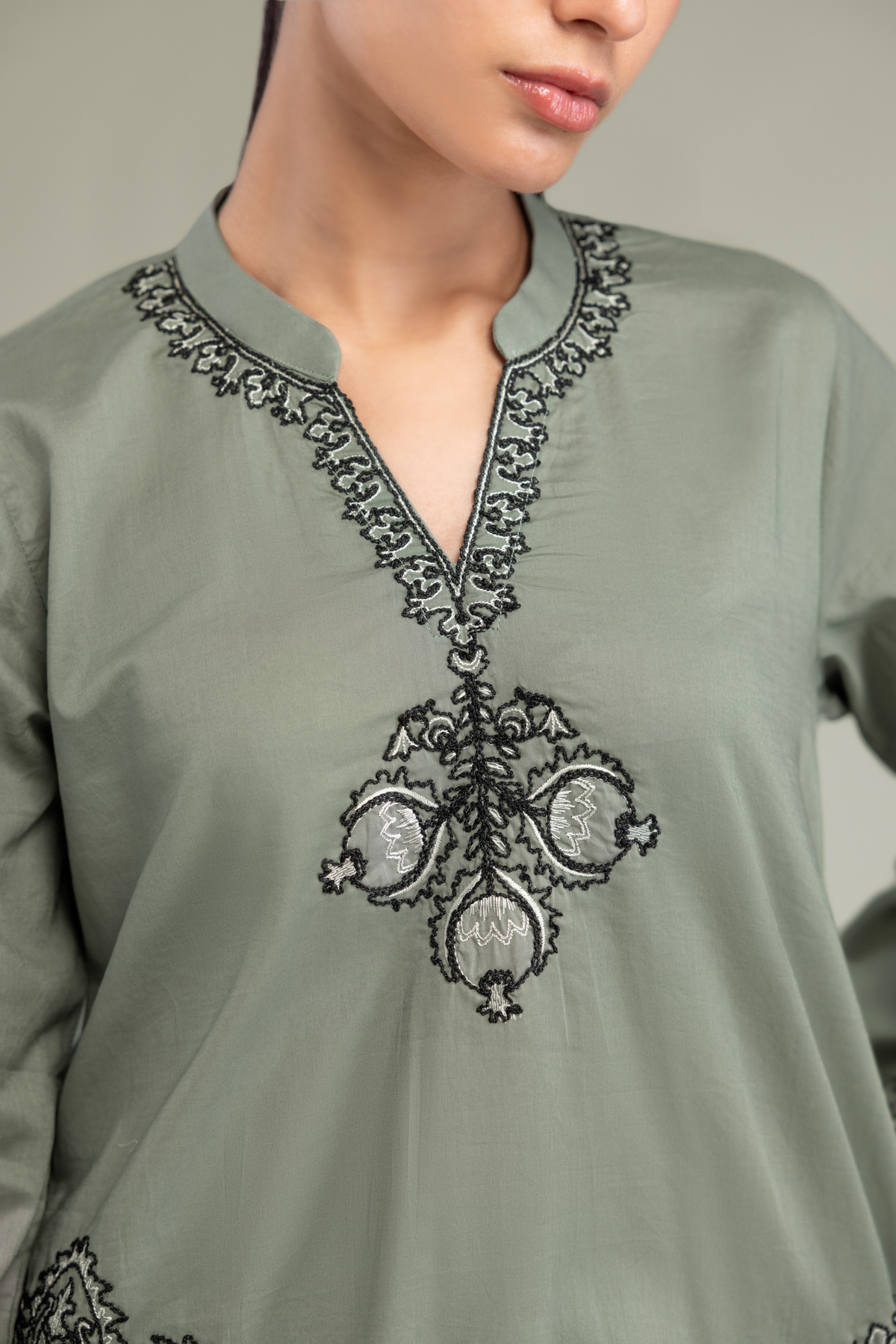 Embroidered Cambric Olive Cambric Kurta - A22-26-214FH1-VG