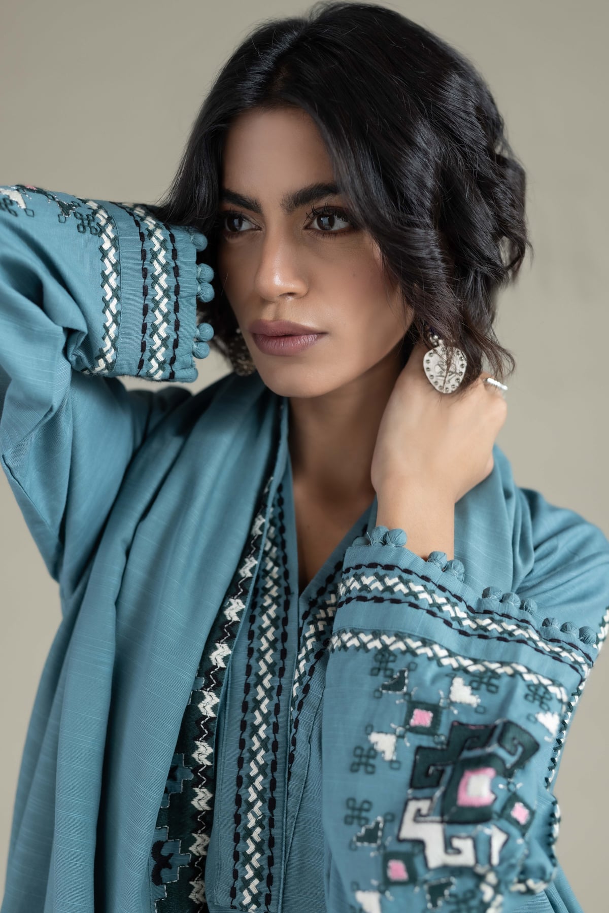 Embroidered Khaddar Kurta - 25-10-10S4-02TA-VG