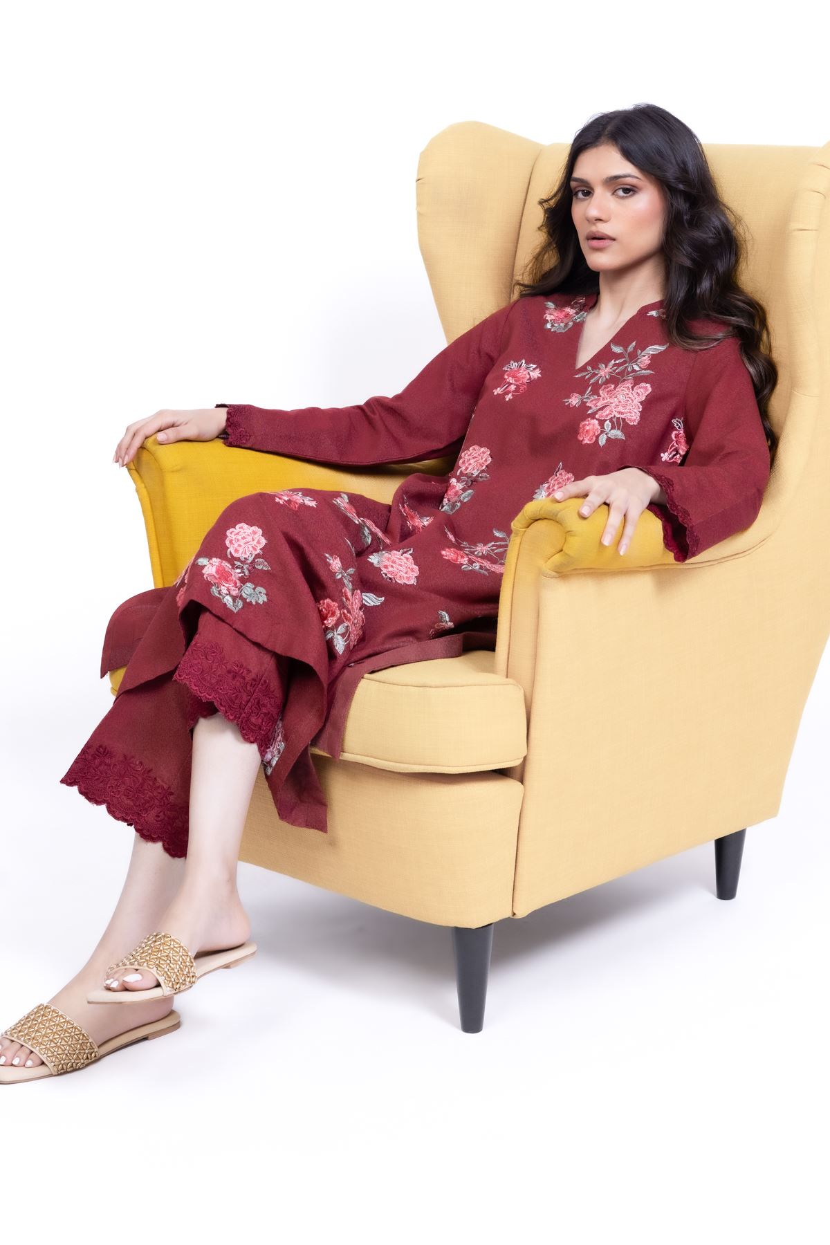 Embroidered Karandi Kurta - 25-09-11E5-05TB-VG