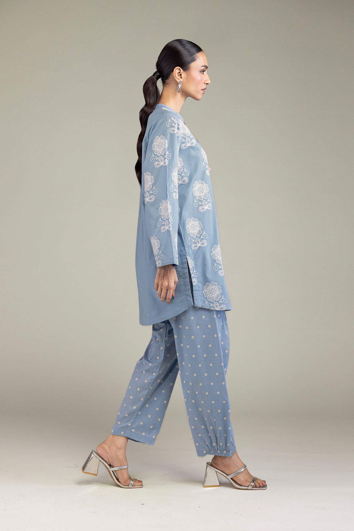 Embroidered Cambric Shalwar - 1-26-115-C-E-VG