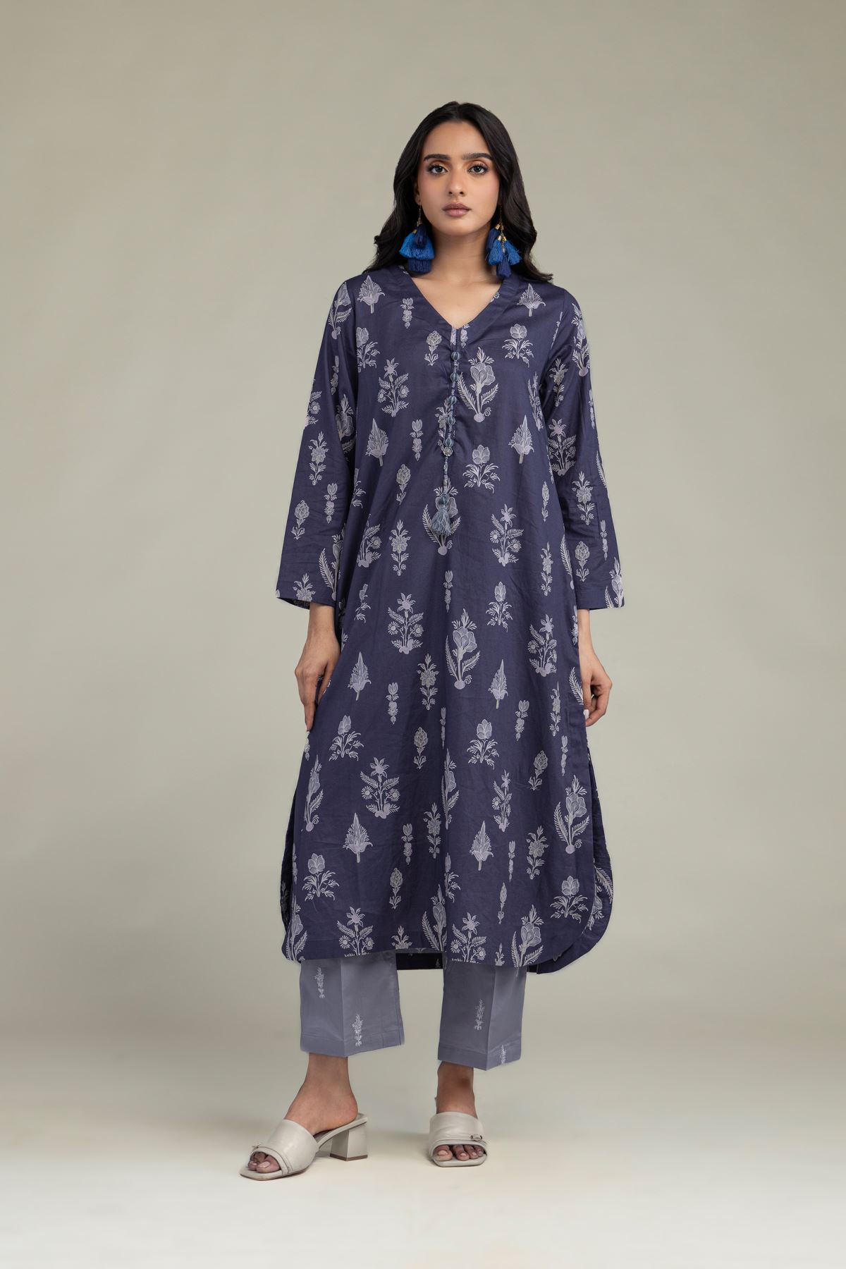 Embroidered Cambric Floral Cambric Pants - 2-26-202-A-D-VG