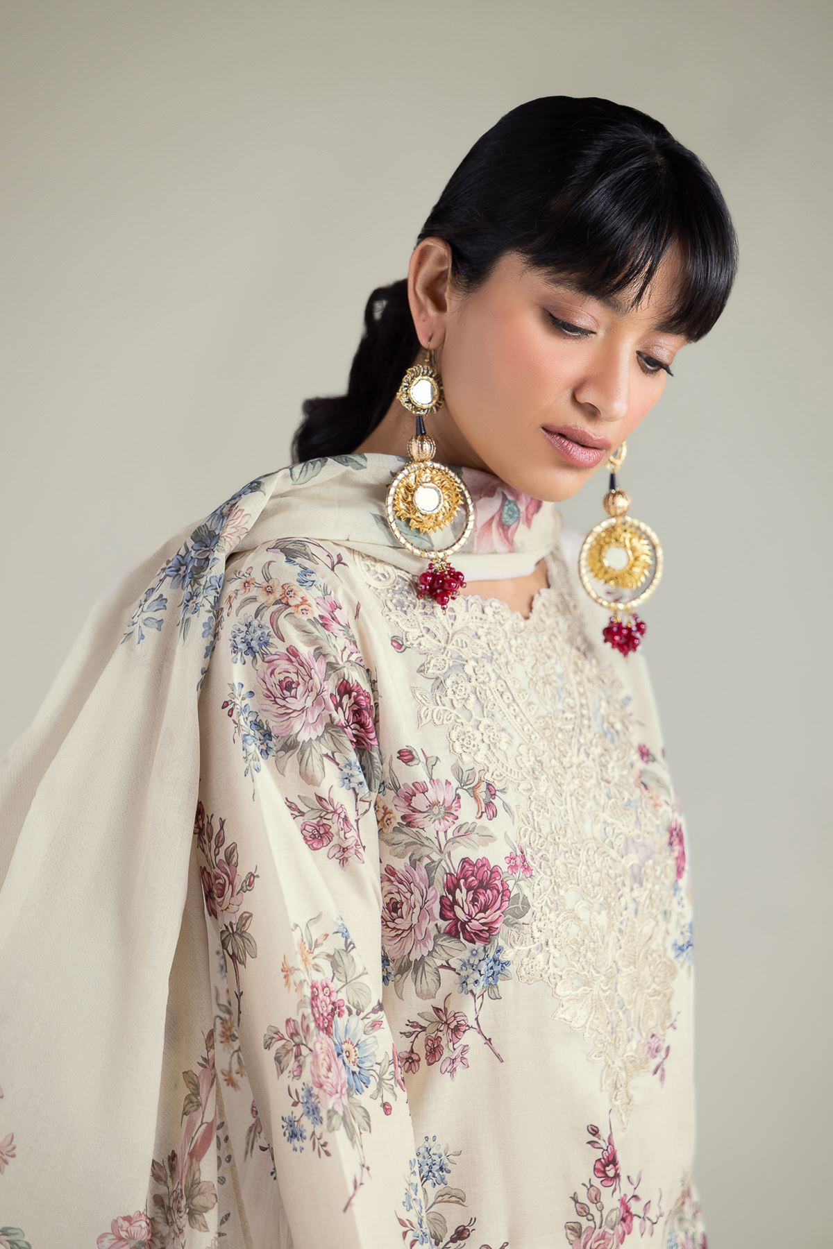 Embroidered Lawn Lawn Tailored 3-Piece - T-A33-26-206FG2-VG