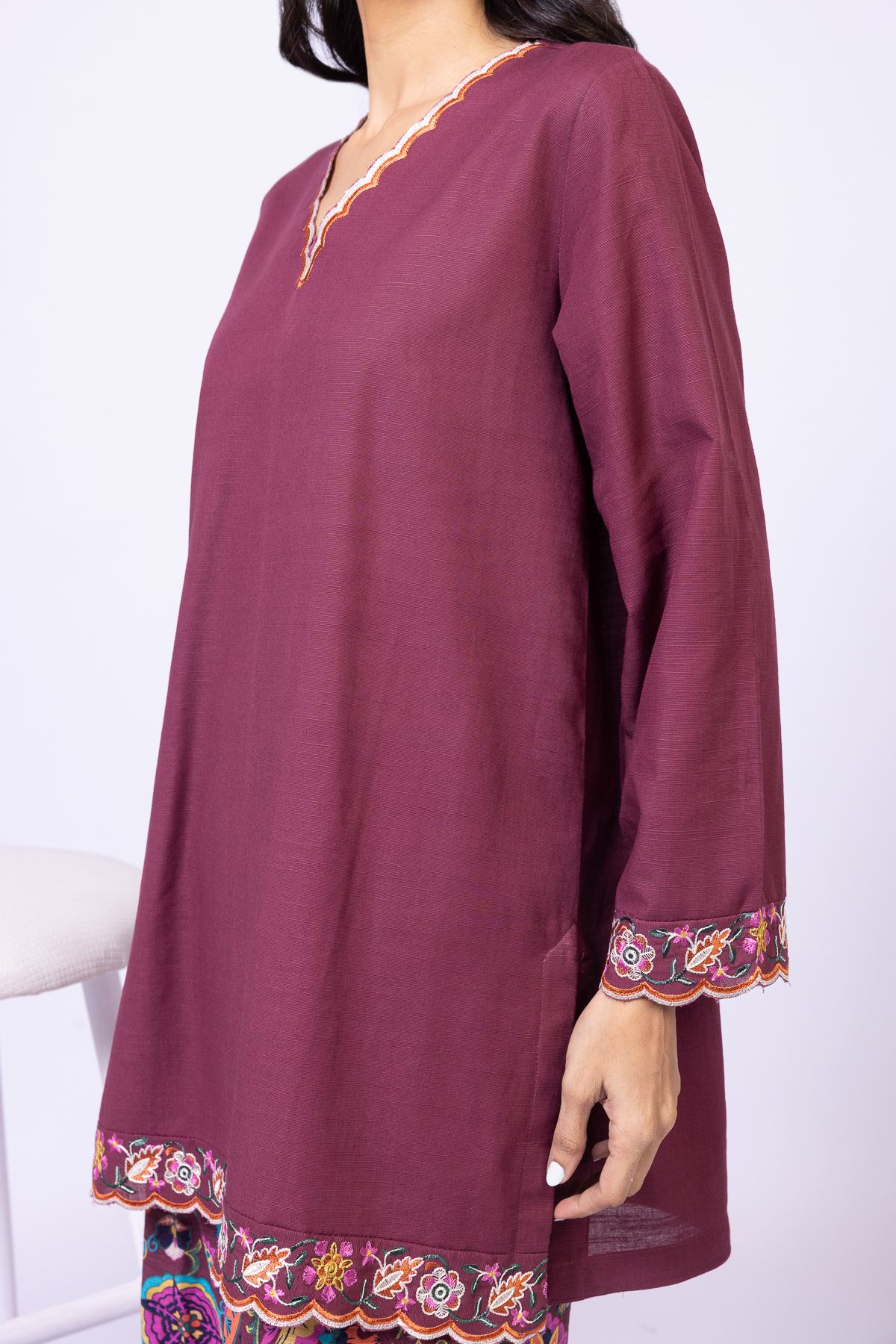Embroidered Khaddar Kurta - 25-09-12E2-01TA-VG