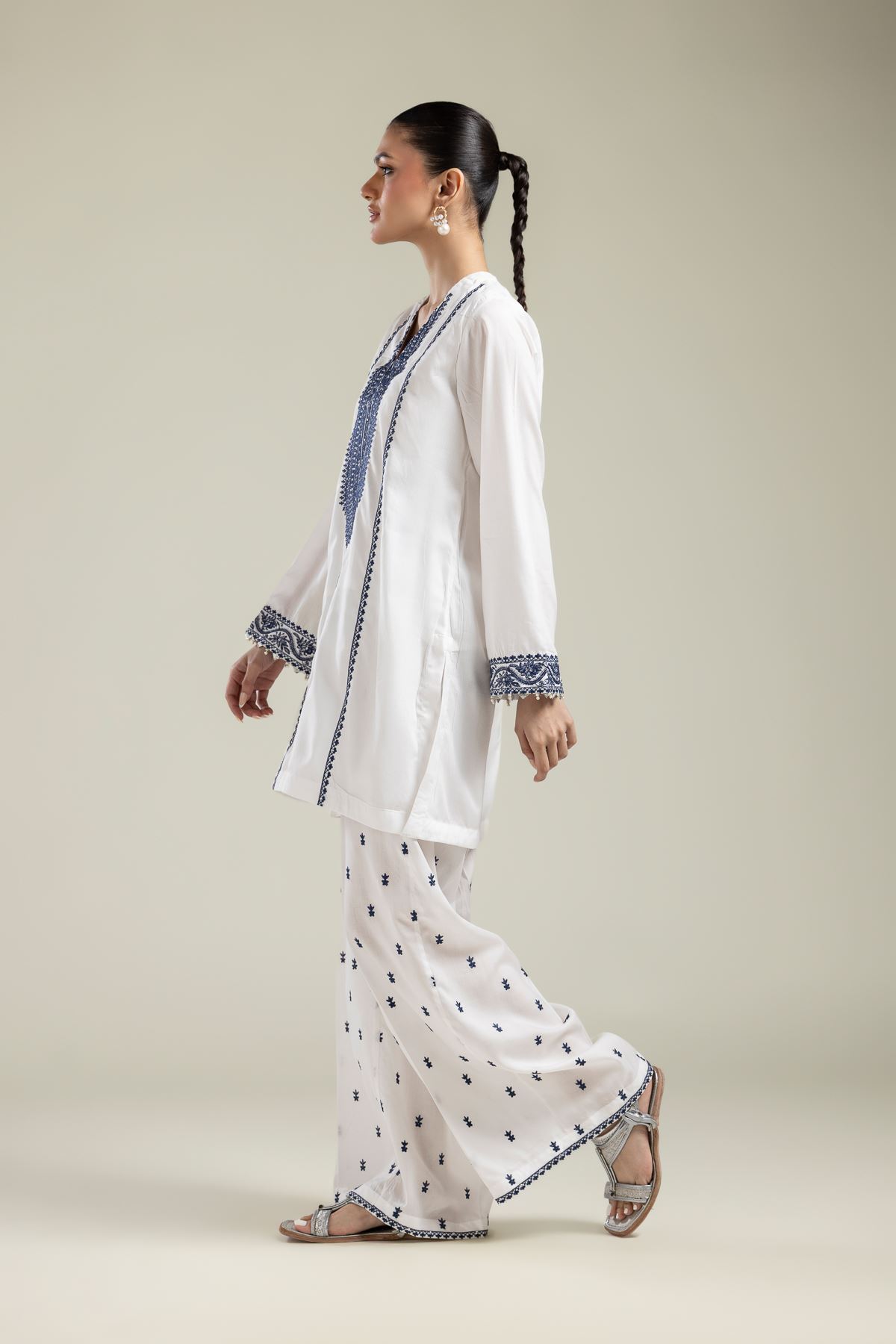 Embroidered Textured Weave Geometric White Pants - 2-26-202-A-D-VG