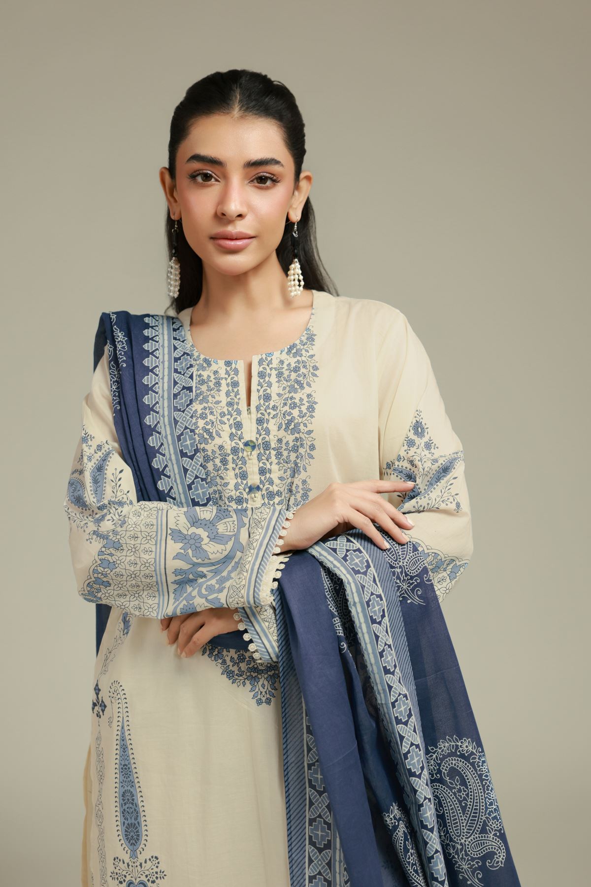 Printed Cambric Tailored 3-Piece Set - T-A22-26-124FI2-VG