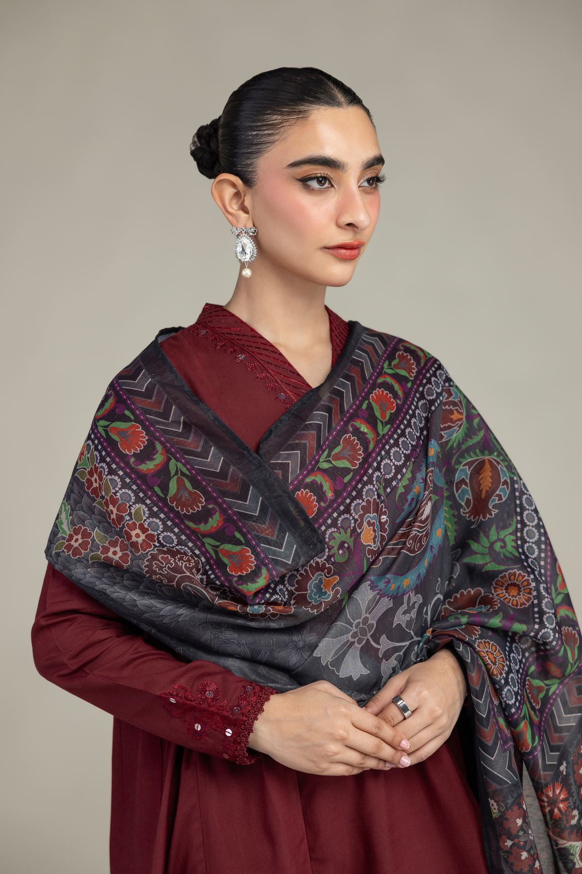 Embroidered Mesuri Floral Mesuri Dupatta - 2-26-210-A-A1-VG