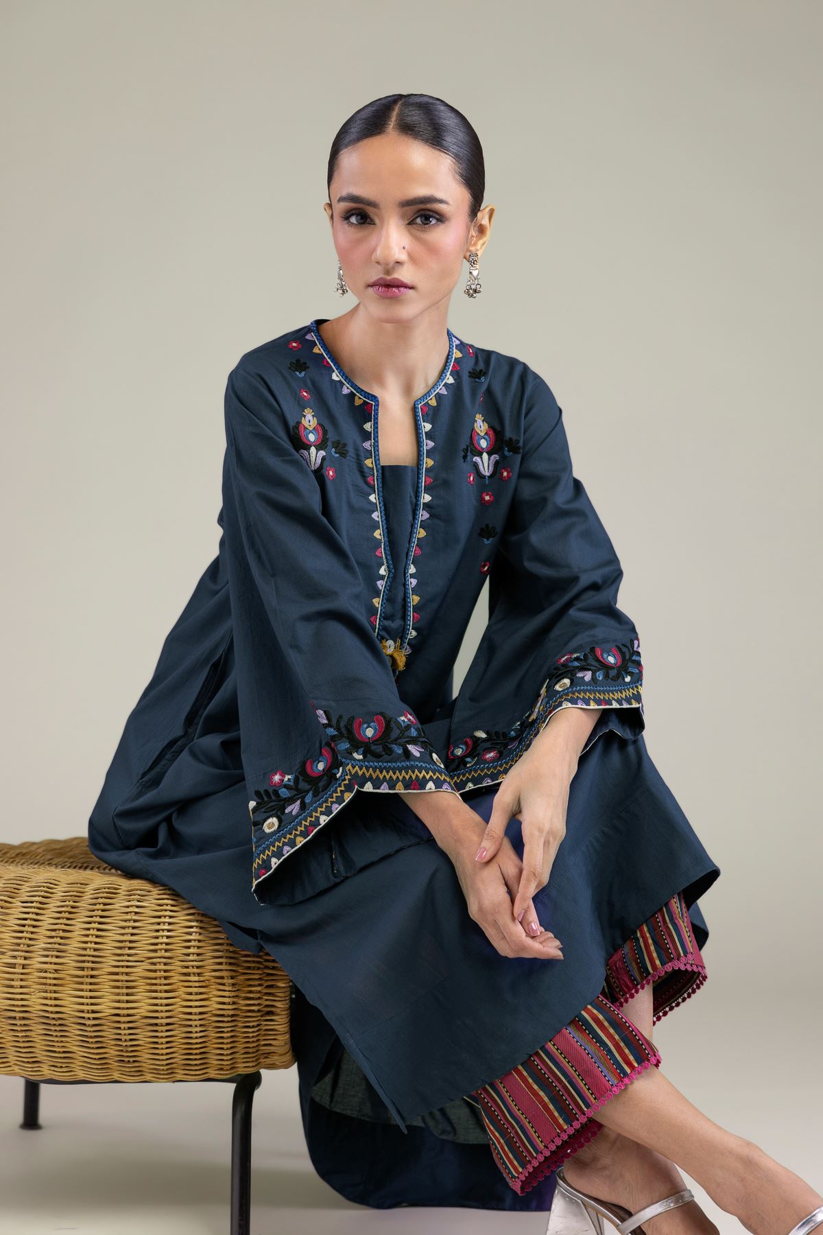 Embroidered Cambric Navy Cambric Kurta - 1-26-210-B-J1-VG