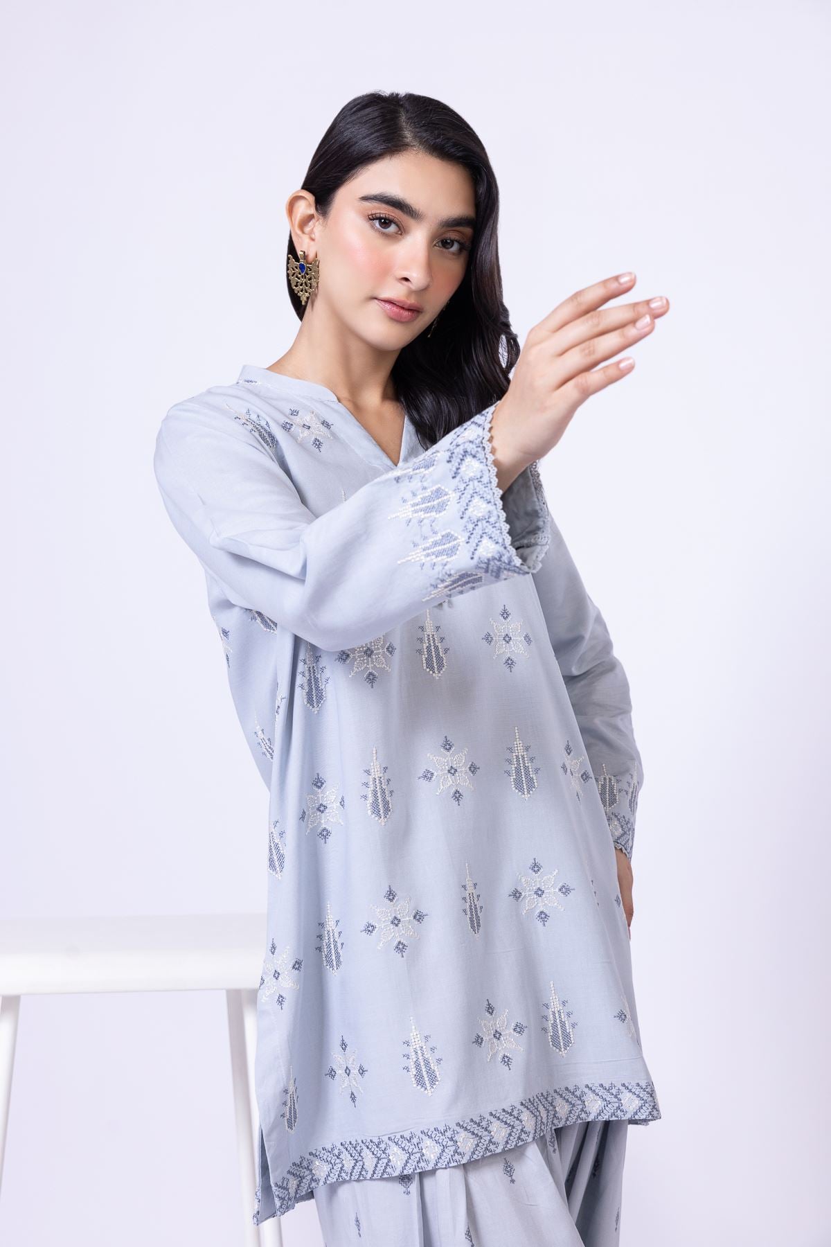 Embroidered Dull Raw Silk Kurta - 25-09-11E14-08TA-VG