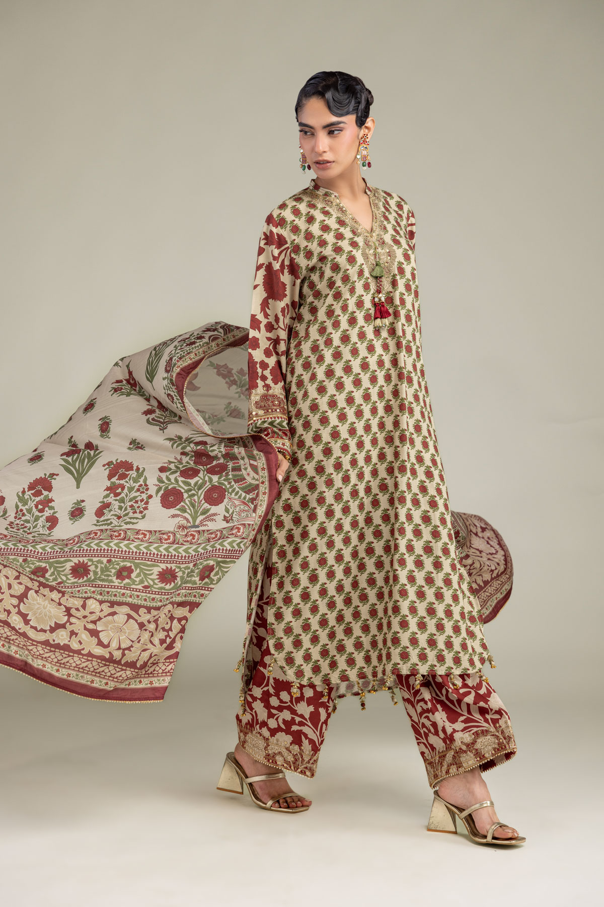 Embroidered Polyester Silk Floral Silk Dupatta - 1-26-102-A-F-VG