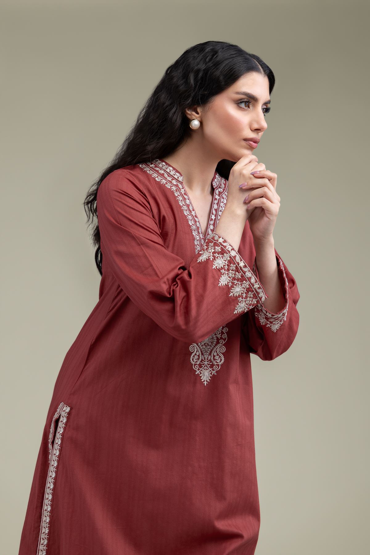 Embroidered Cotton Dobby Longline V-Neck Kurta - T-A11-26-108FE2-VG