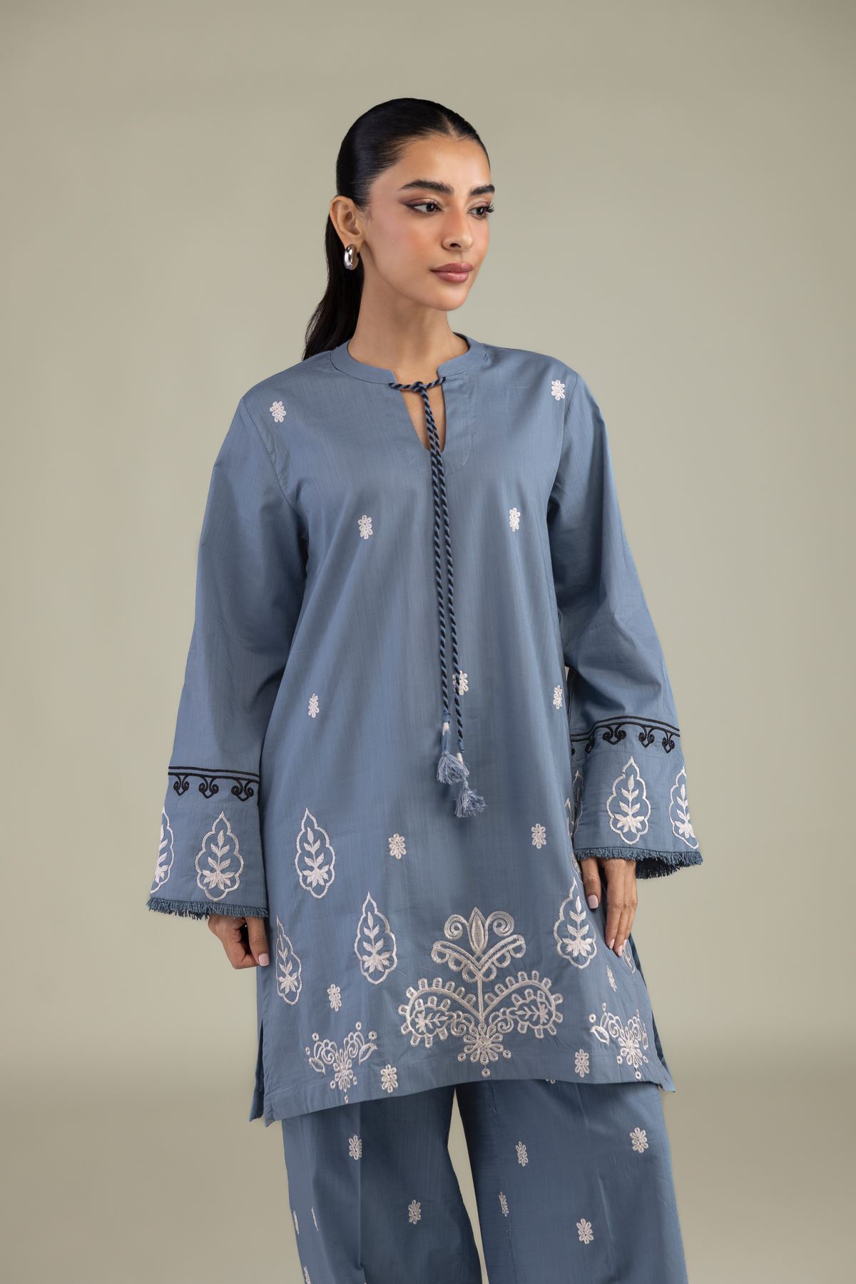 Textured Cotton Embroidered Blue Cotton Kurta - 25-07-7E2-08BB-VG