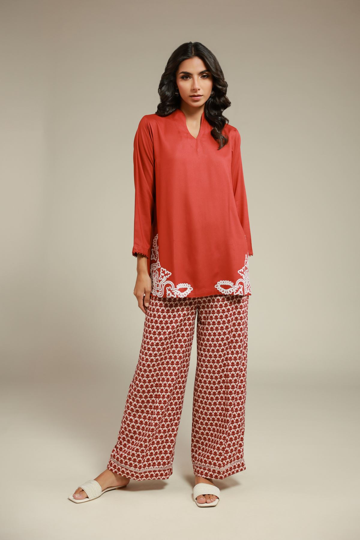 Embroidered Viscose Kurta - 1-26-101-A-D-VG