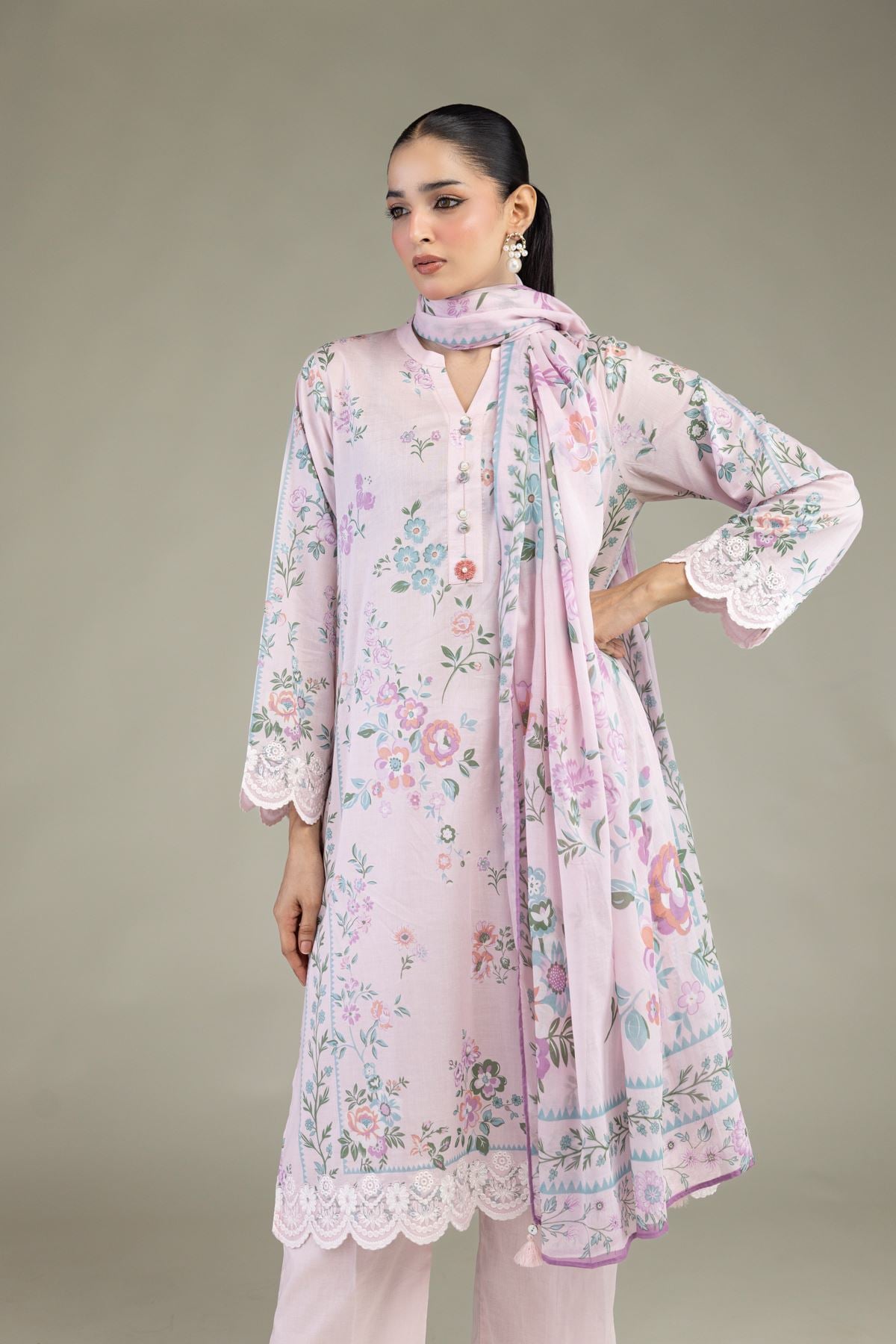 Embroidered Lawn Lawn Tailored 3-Piece - B1-2-26-106-A-C-VG