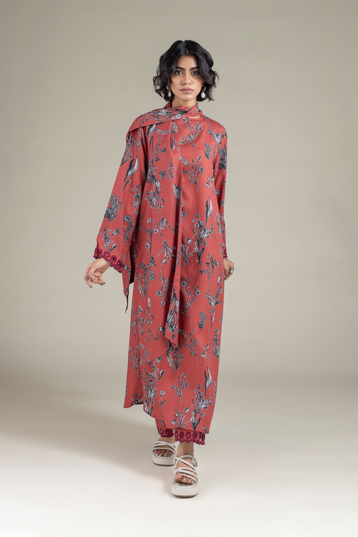 Embroidered Raw Silk Kurta - 25-10-11E9-04TA-VG