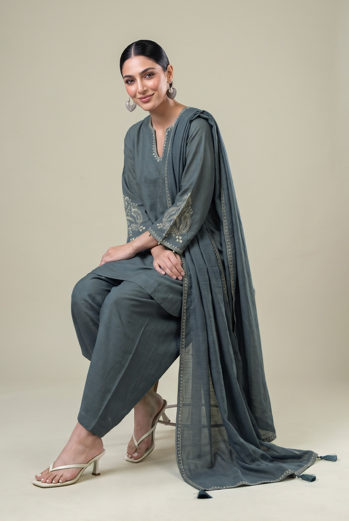 Embroidered Light Khaddar Blue Solid Dupatta - 1-26-325-A-B1-VG