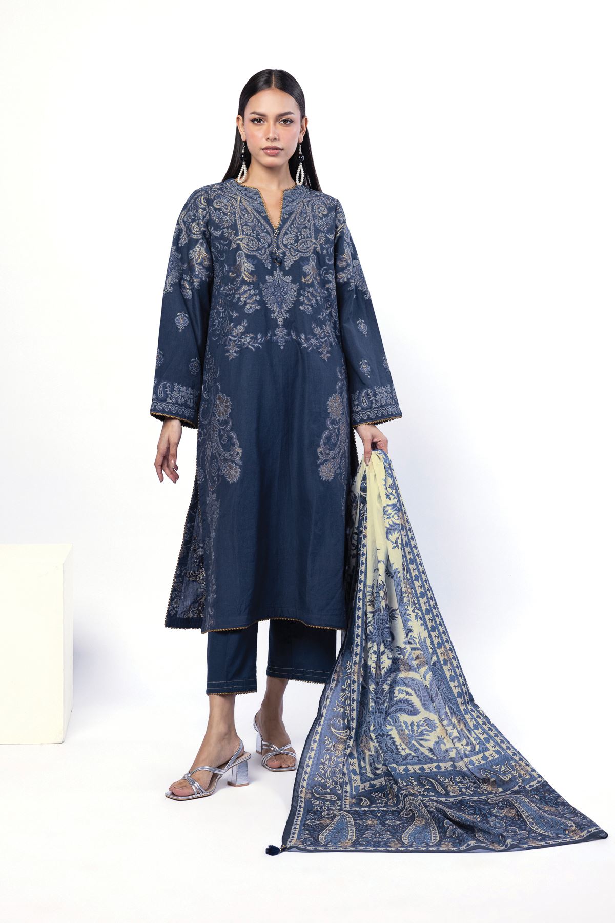 Dyed Jacquard Fabrics 3 Piece - A33-26-104FB1-VG