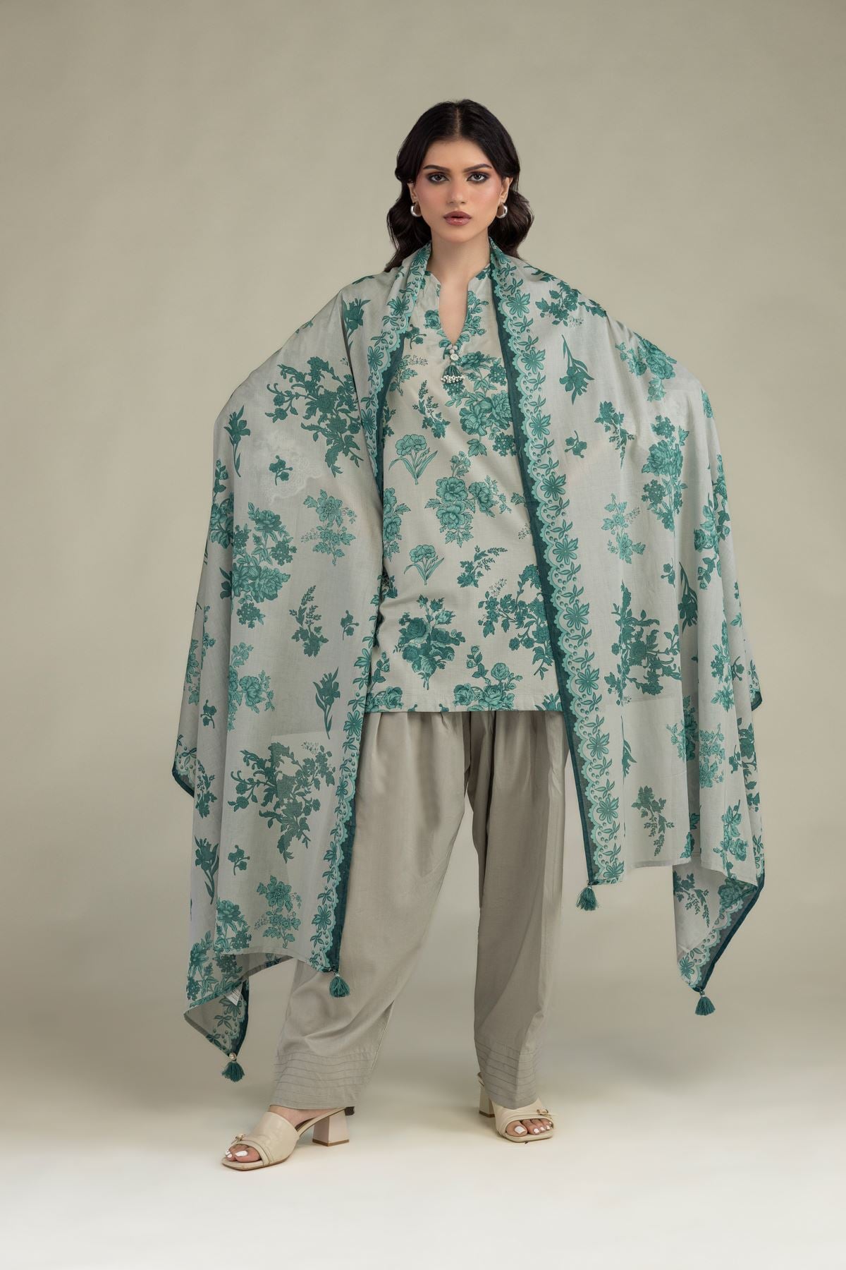 Embroidered Lawn Floral Lawn Dupatta - 1-26-250-B-H1-VG