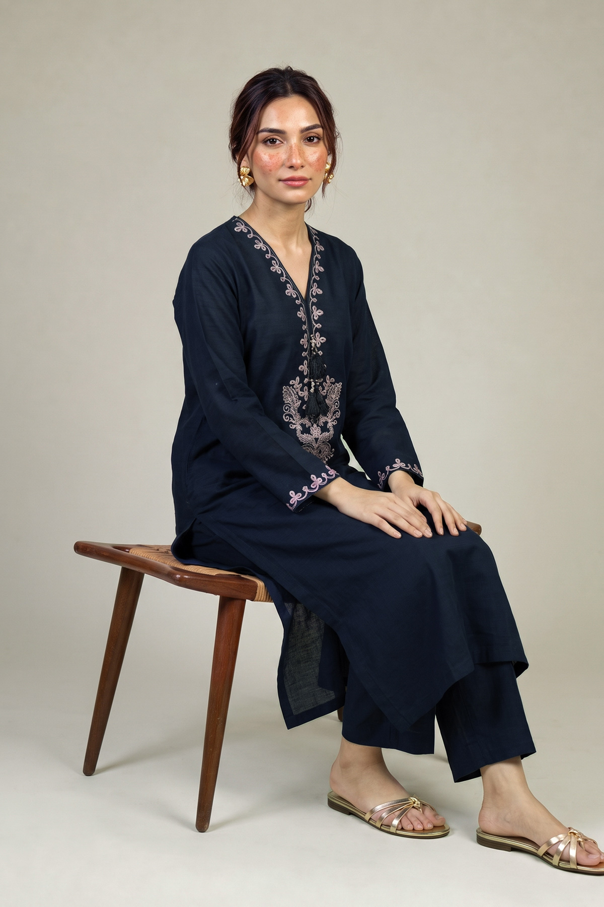Embroidered Light Khaddar Fabrics 2 Piece | Top and Bottom - 1-26-457-A-C2-VG