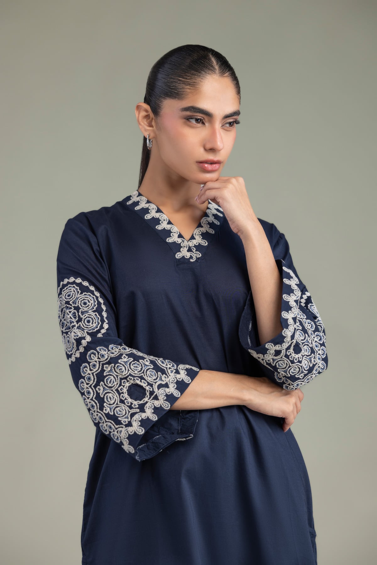 Embroidered Cambric V-Neck Navy Kurta - 1-26-102-A-F-VG