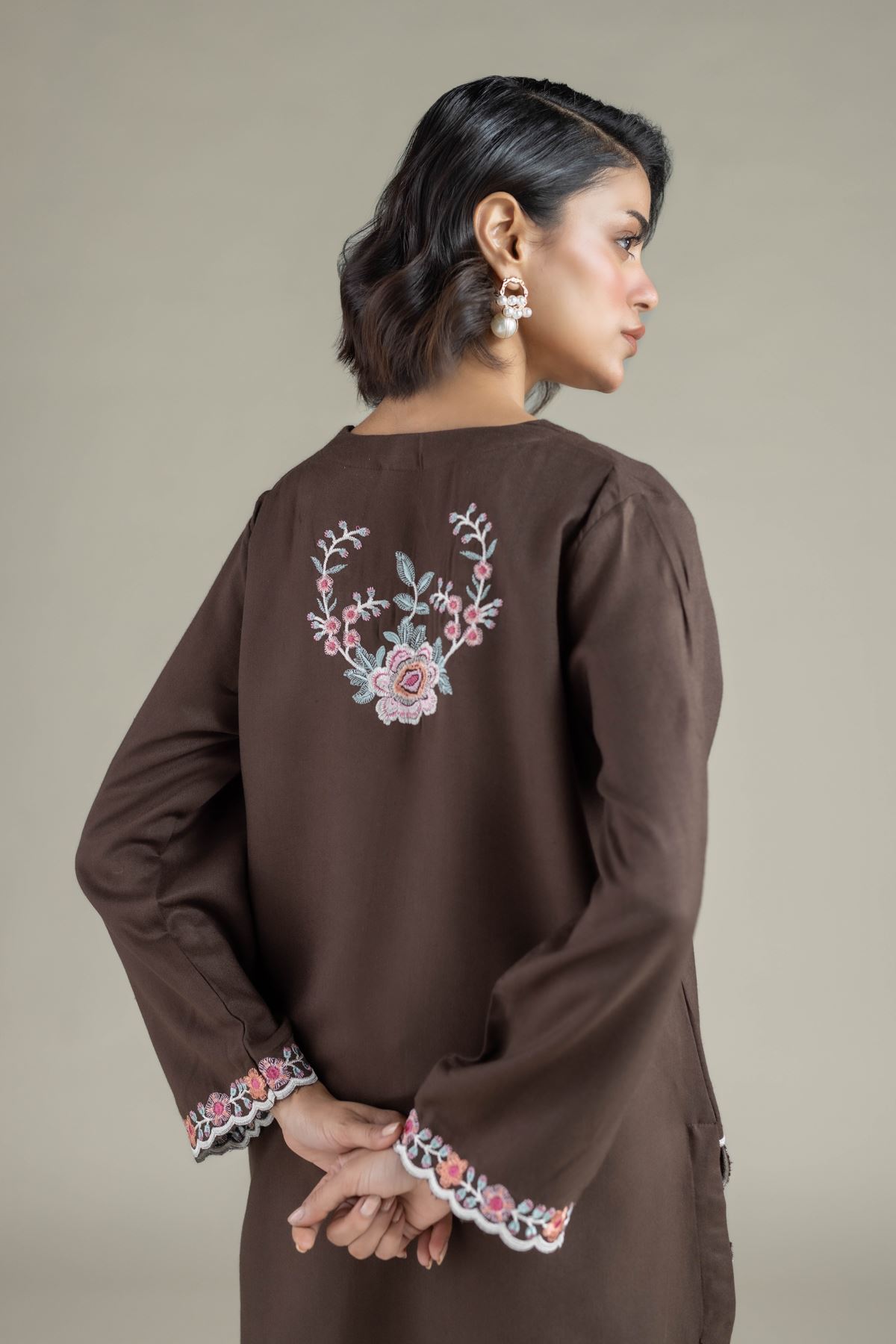 Embroidered Heavy Blended Viscose Short Floral Kurta - 25-04W16-04TA-VG