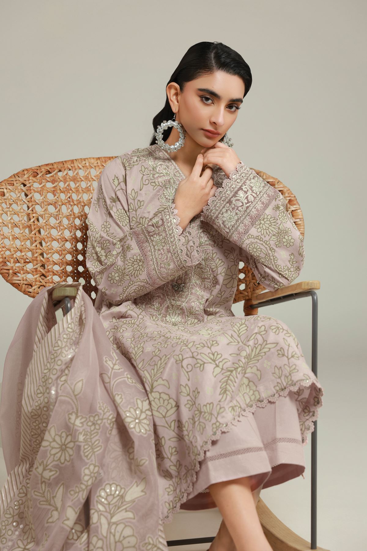 Embroidered Cambric Fabrics 3 Piece - A33-26-103FG2-VG