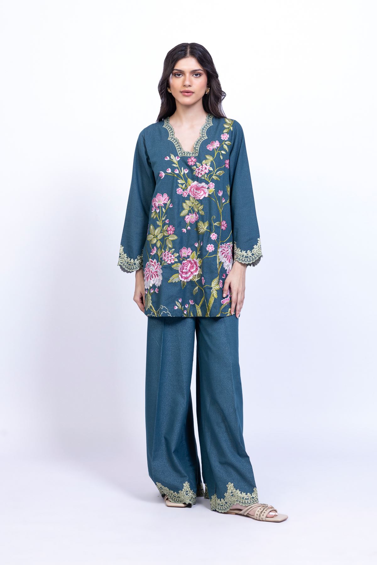 Embroidered Karandi Kurta - 25-10-12E9-02TA-VG