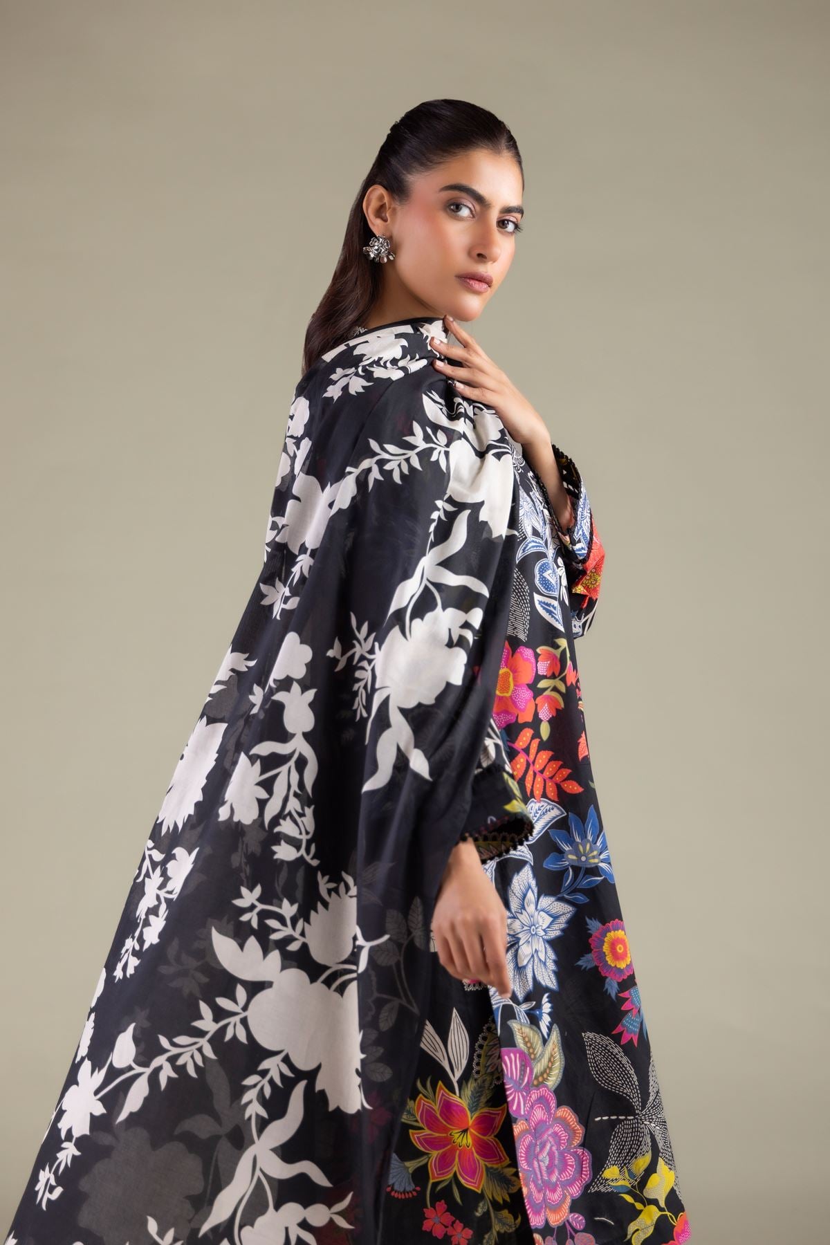 Printed Cambric Floral V-Neck Kurta - 1-26-112-A-D-VG