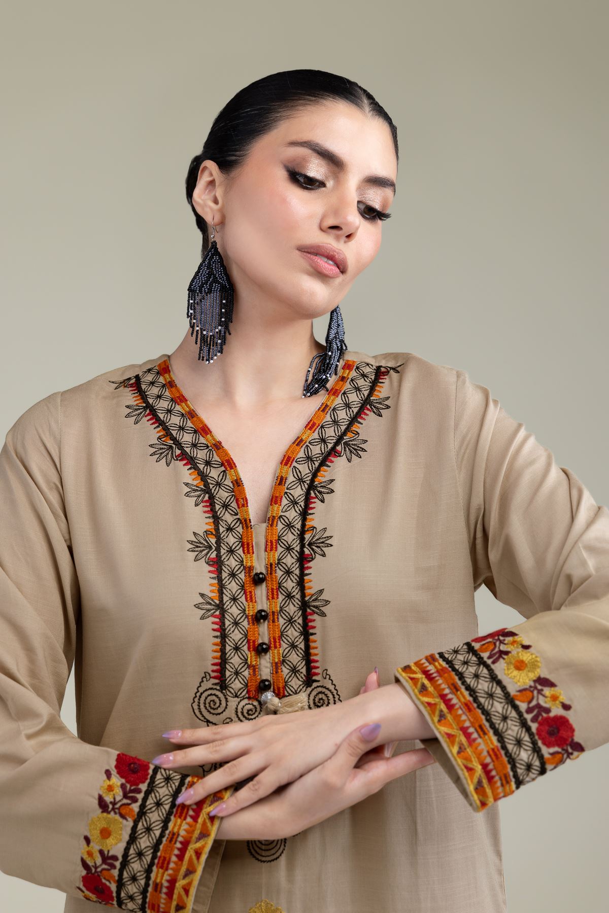 Embroidered Raw Silk Floral Silk Kurta - T-A33-26-206FG2-VG