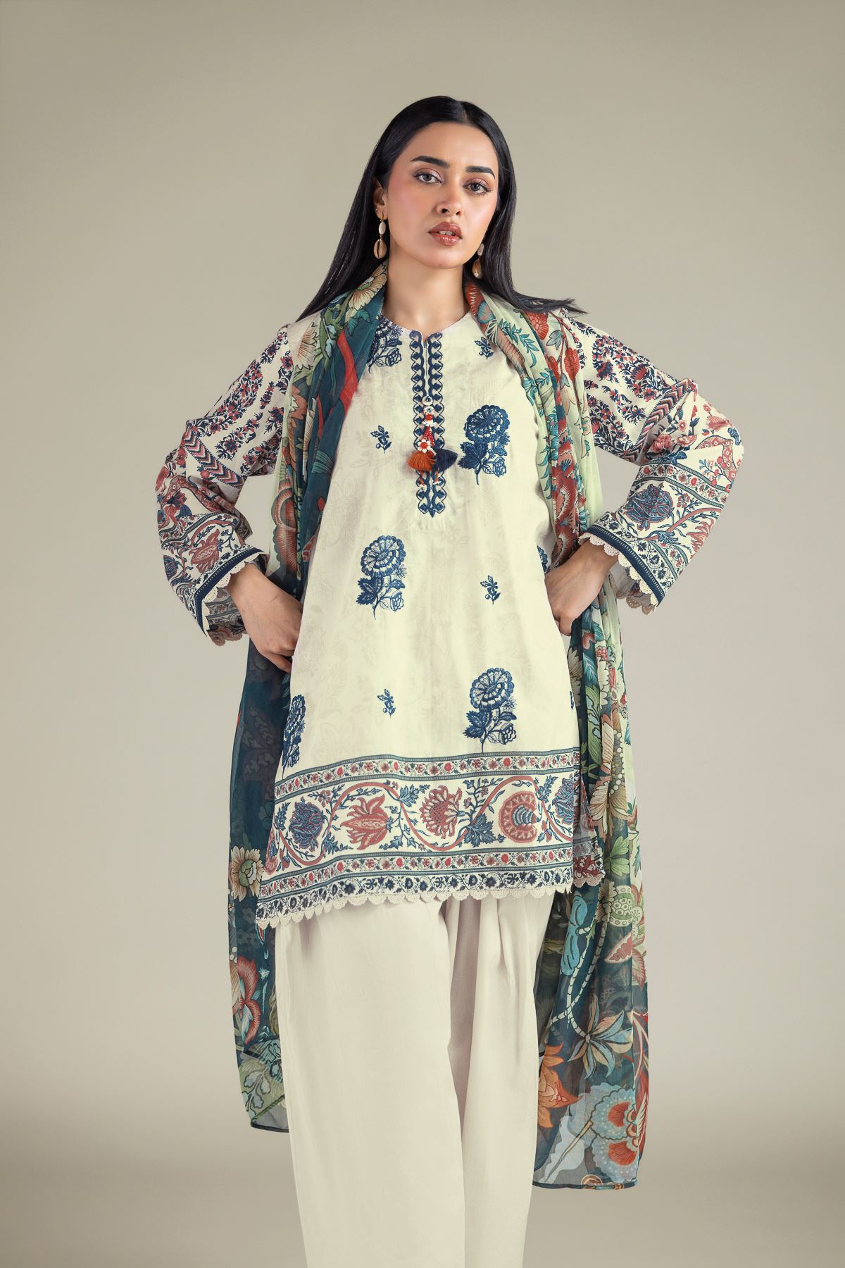 Embroidered Textured Lawn Lawn Tailored 3-Piece - T-A22-26-221FA1-VG