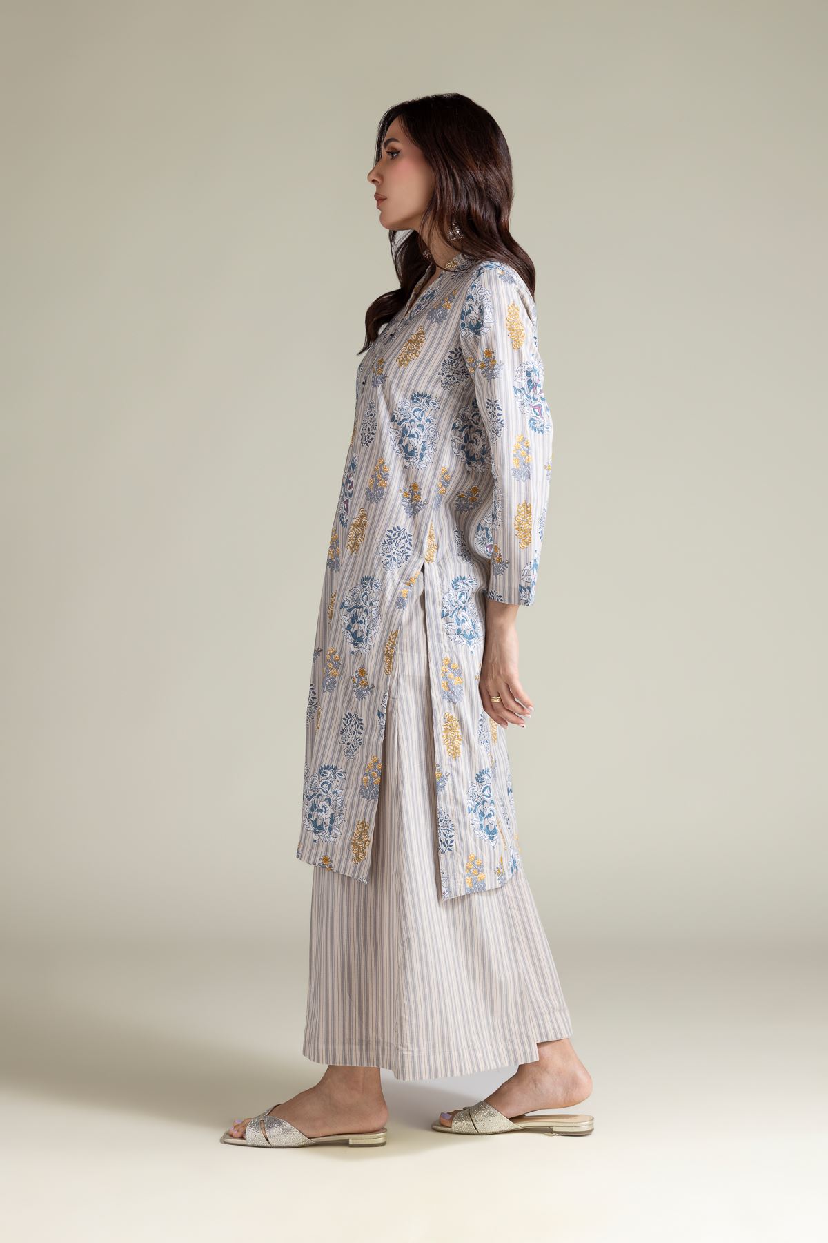 Embroidered Cambric Floral Cambric Kurta - 1-26-204-A-A1-VG