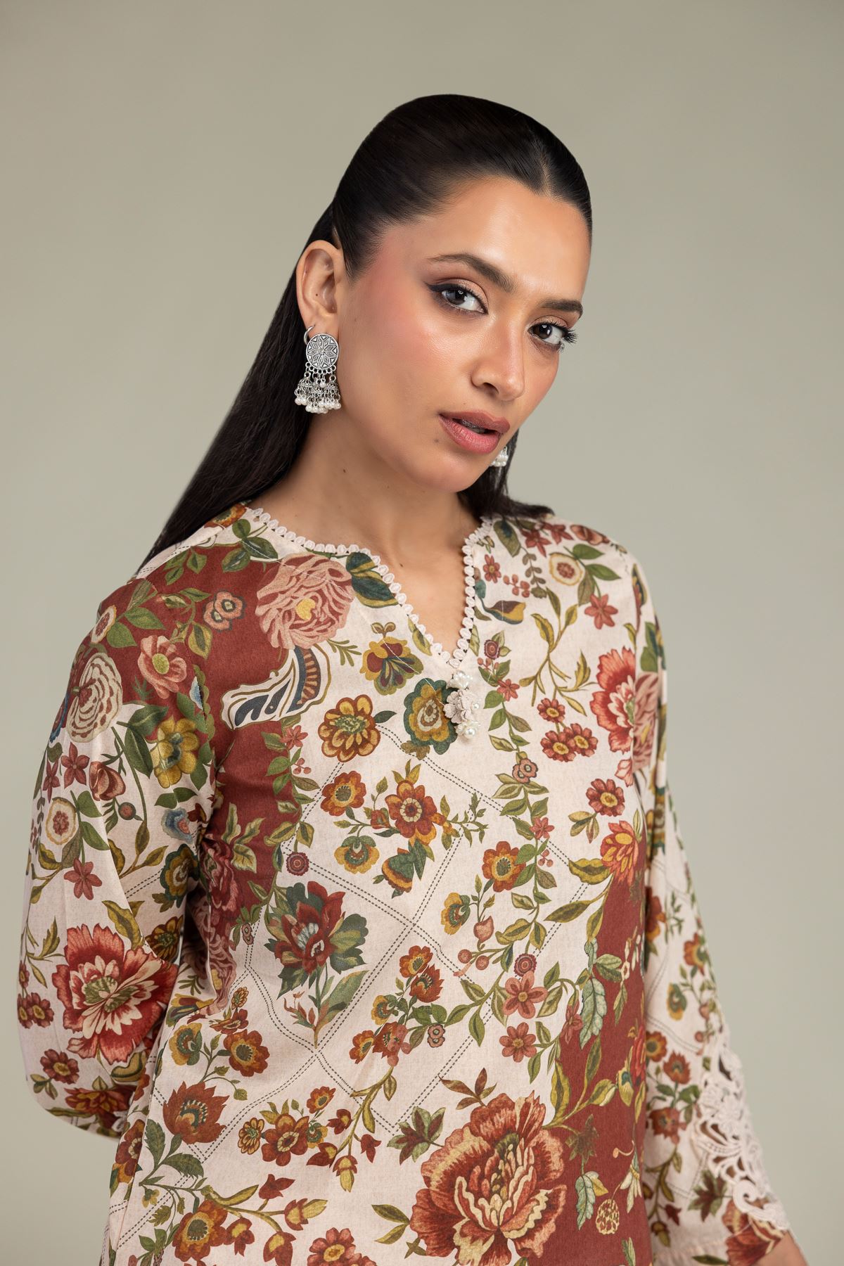 Embroidered Cambric Floral Cambric Kurta - 25-11-12S3-08TA-VG
