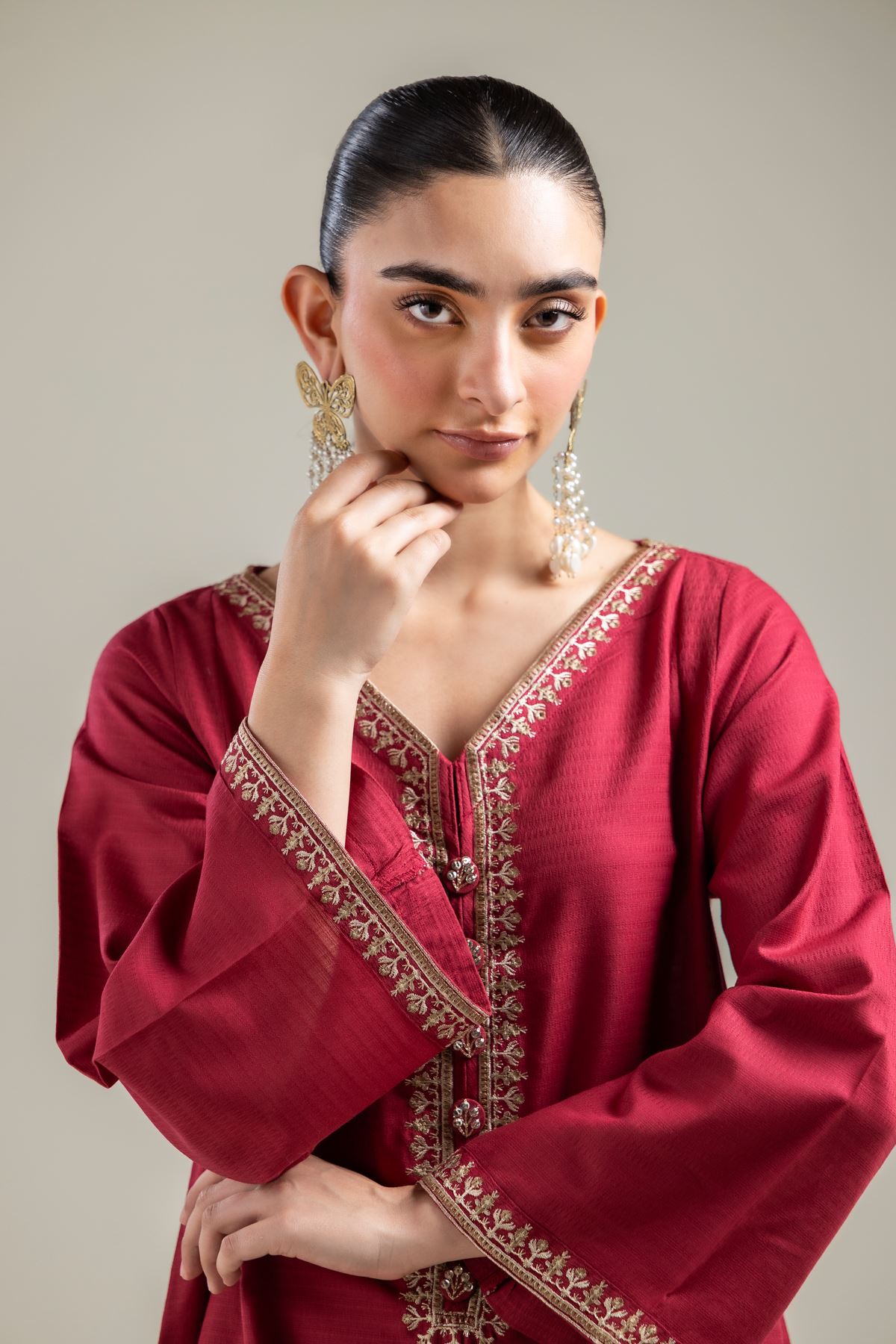 Embroidered Cotton Dobby Maroon V-Neck Kurta - 1-26-142-A-H-VG