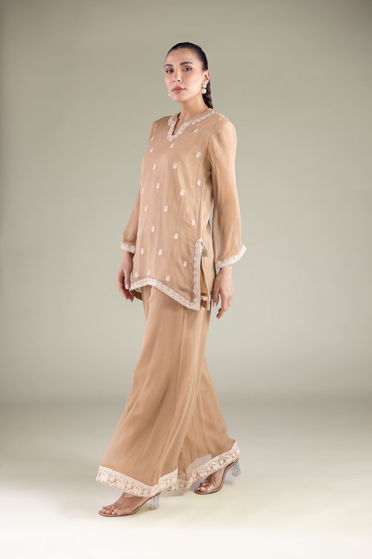 Embroidered Chiffon Floral Scalloped Kurta - 25-00-X2-08TB-VG