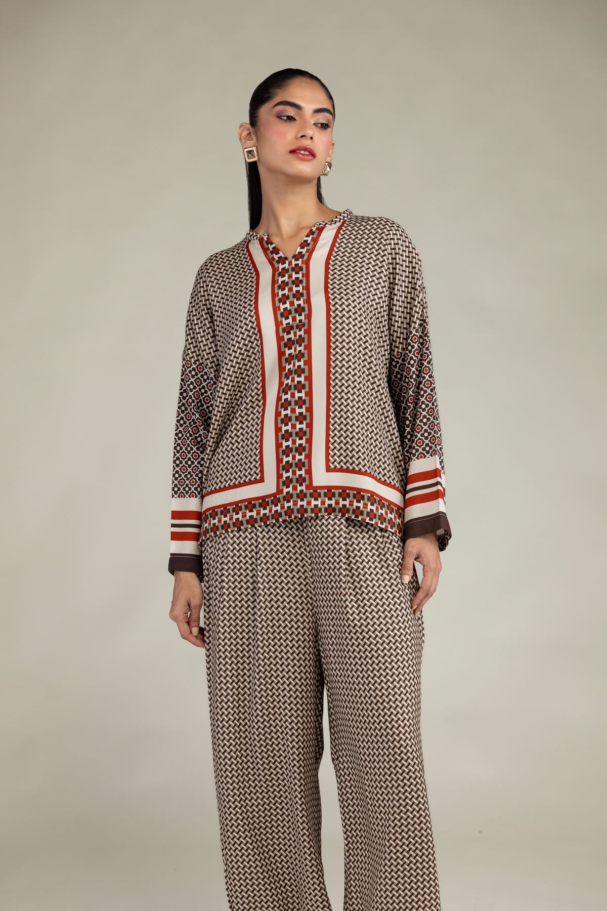 Embroidered Viscose Crepe Printed V-Neck Shirt - A22-26-201FC1-VG