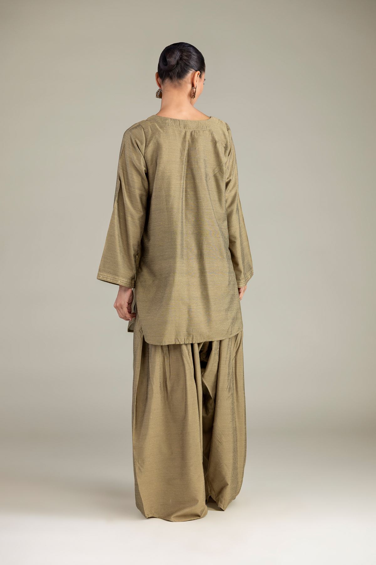 Dyed Mesuri Silk Short Solid Kurta - 8-26-303-A-C1-VG
