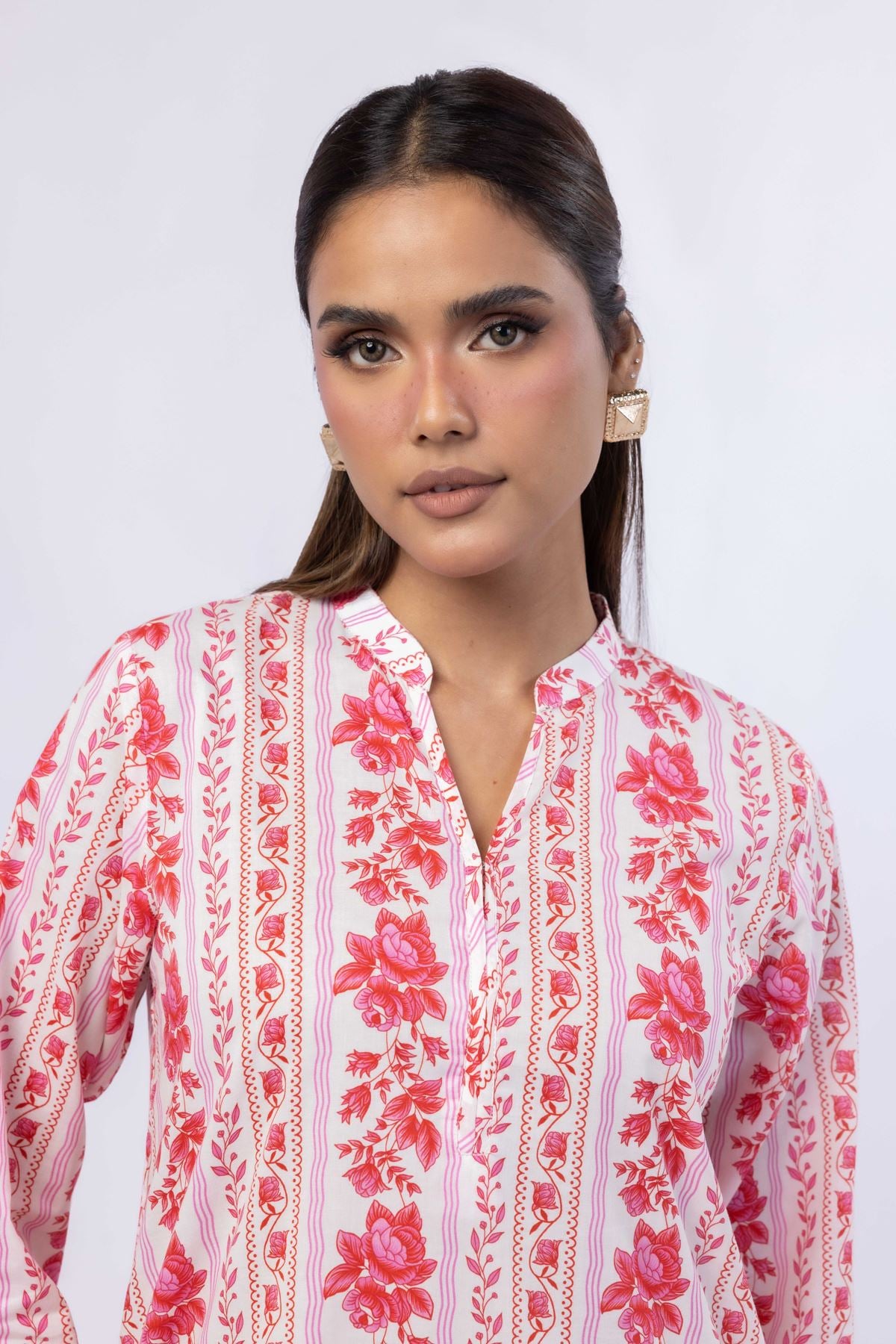 Embroidered Cambric Kurta - 25-08K3-06TA-VG