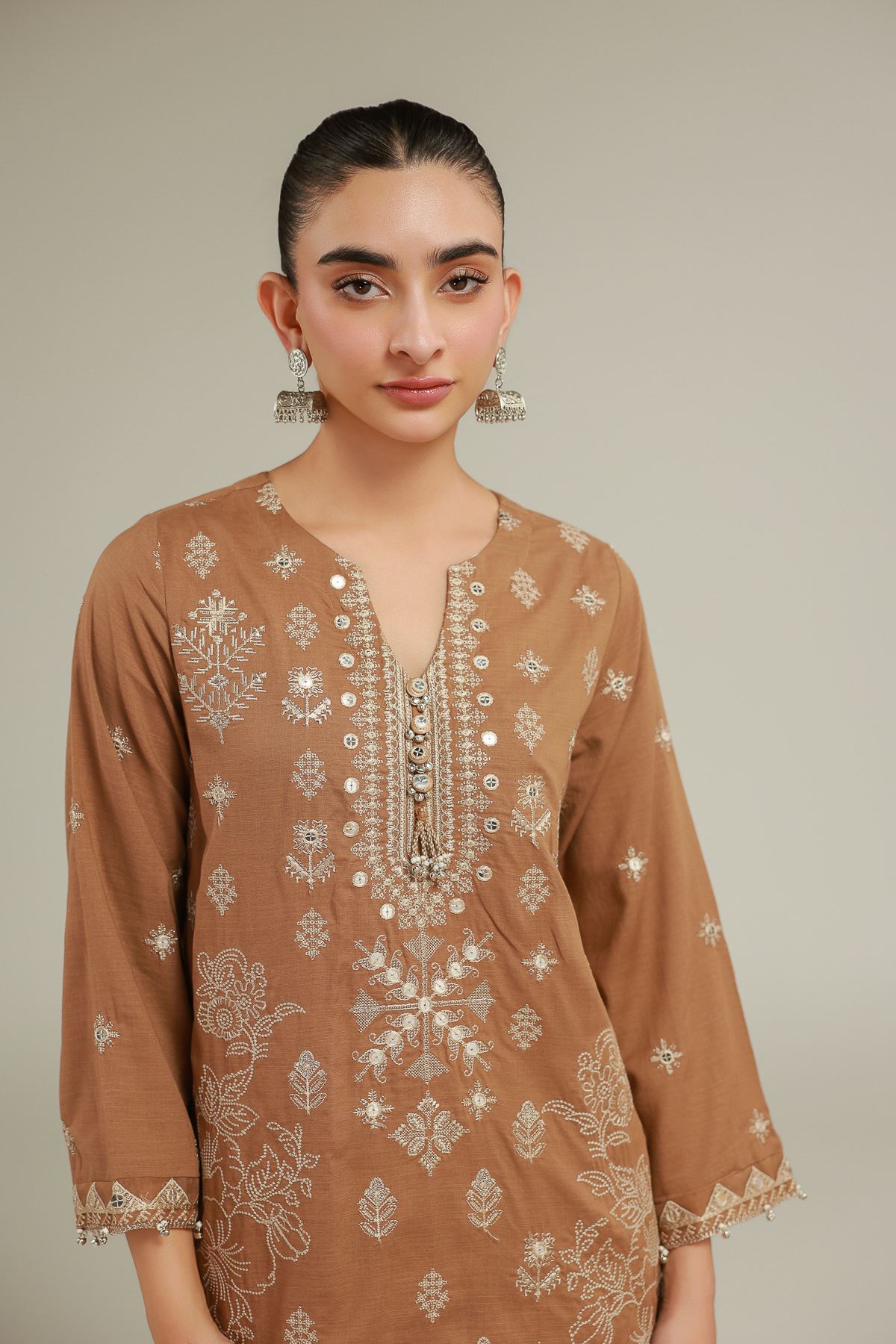 Embroidered Raw Silk Geometric Threadwork Kurta - 2-26-102-A-A-VG