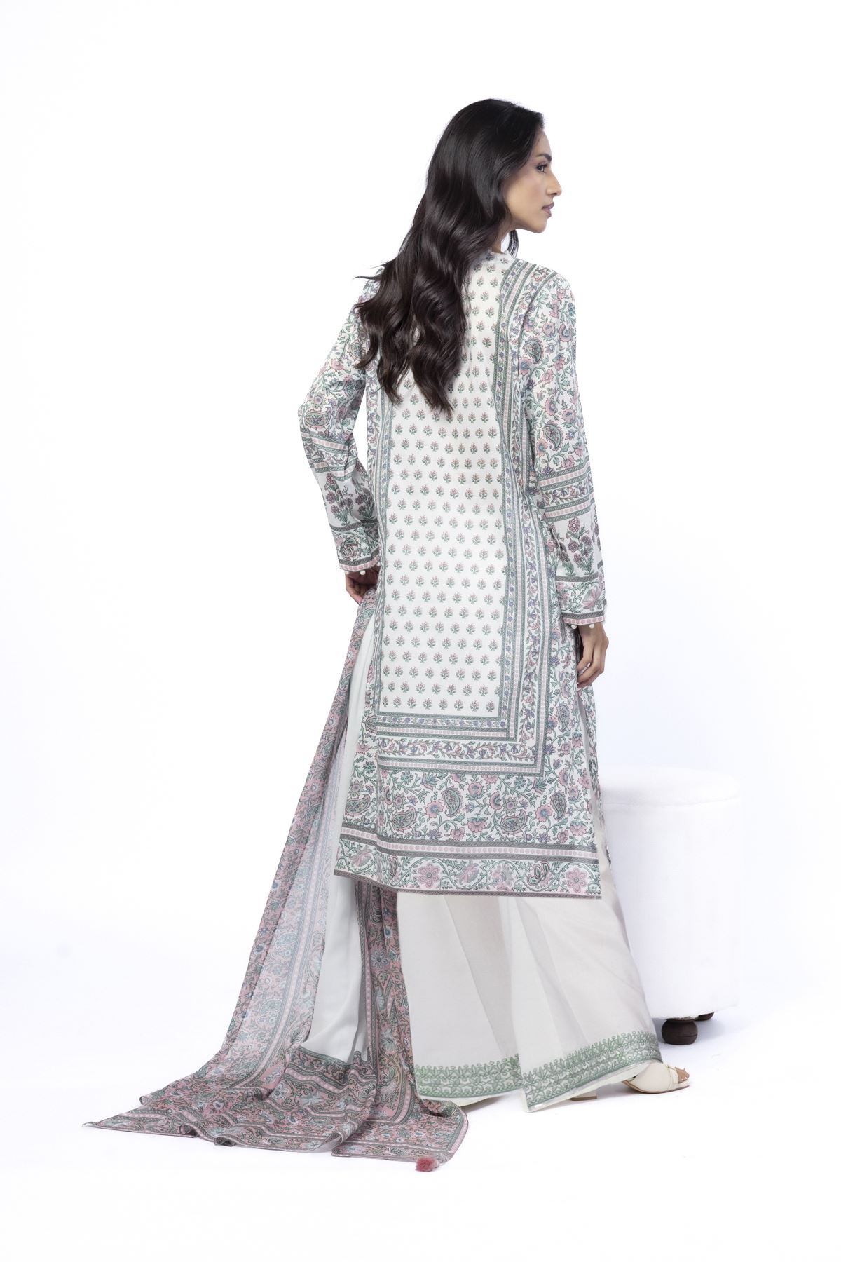 Embroidered Lawn Fabrics 3 Piece - CA02A-VG