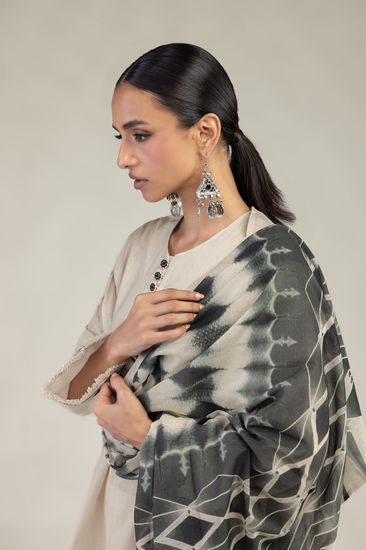 Textured Lawn Embroidered Textured Lawn Dupatta - 1-26-226-A-A1-VG