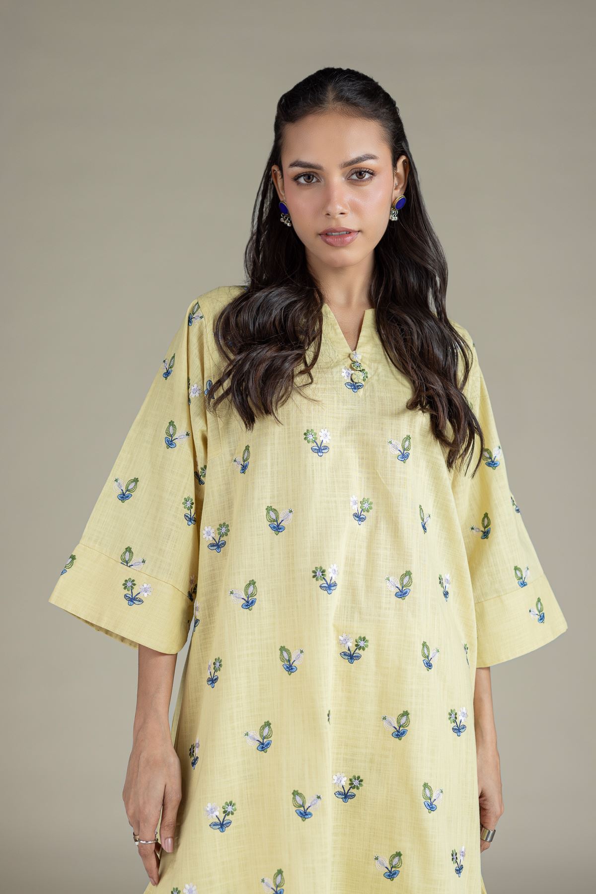 Embroidered Heavy Textured Cotton Kurta - 25-10-11E6-01TA-VG