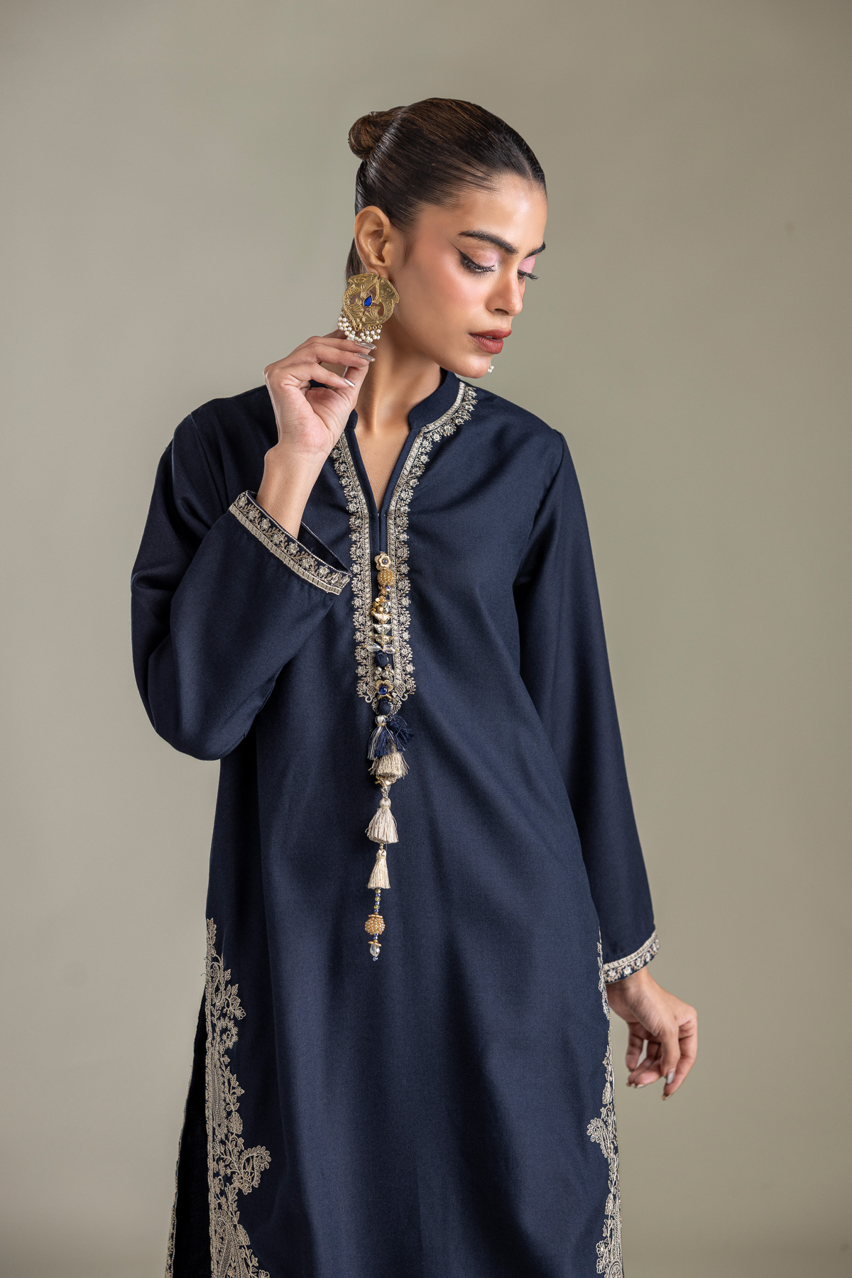 Embroidered Heavy Blended Viscose Long Navy Kurta - 1-26-431-A-D1-VG
