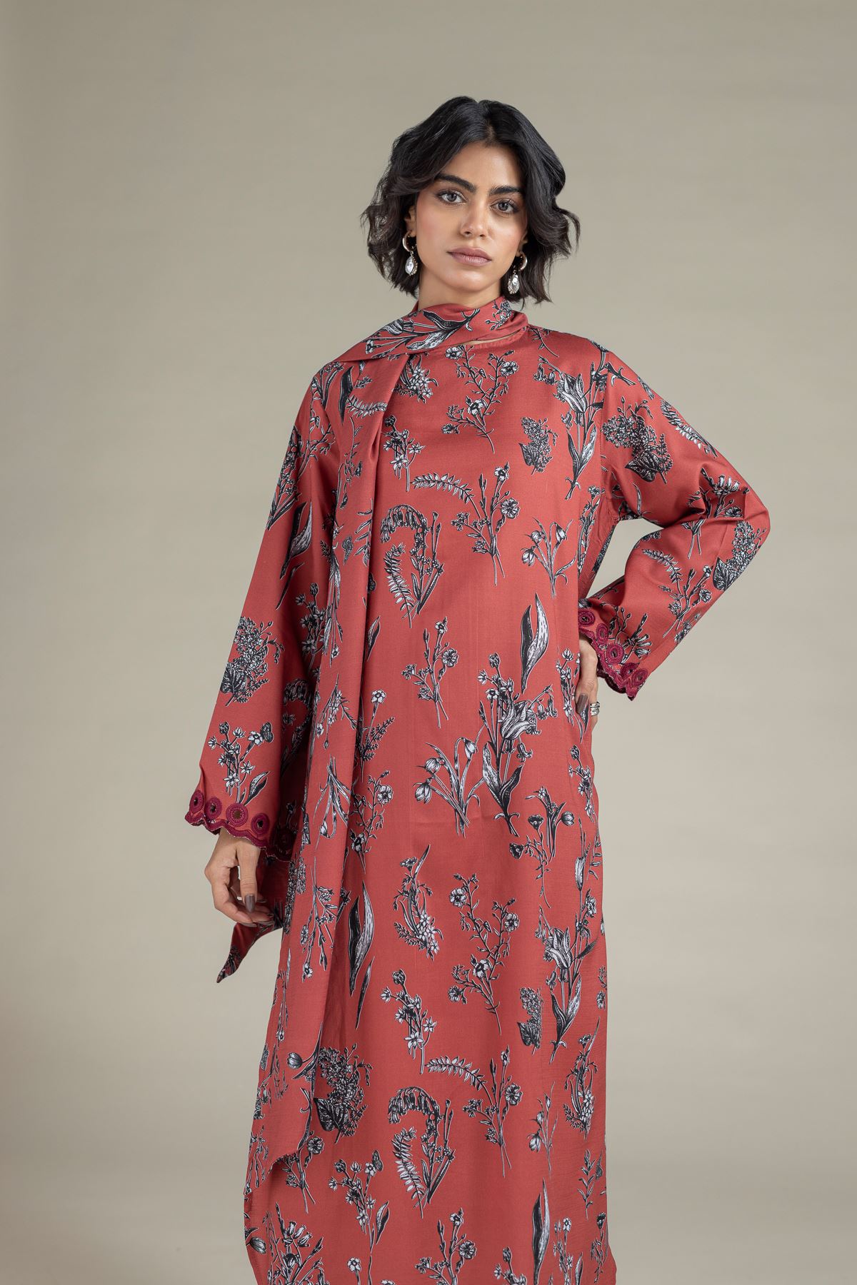 Embroidered Raw Silk Kurta - 25-10-11E9-04TA-VG