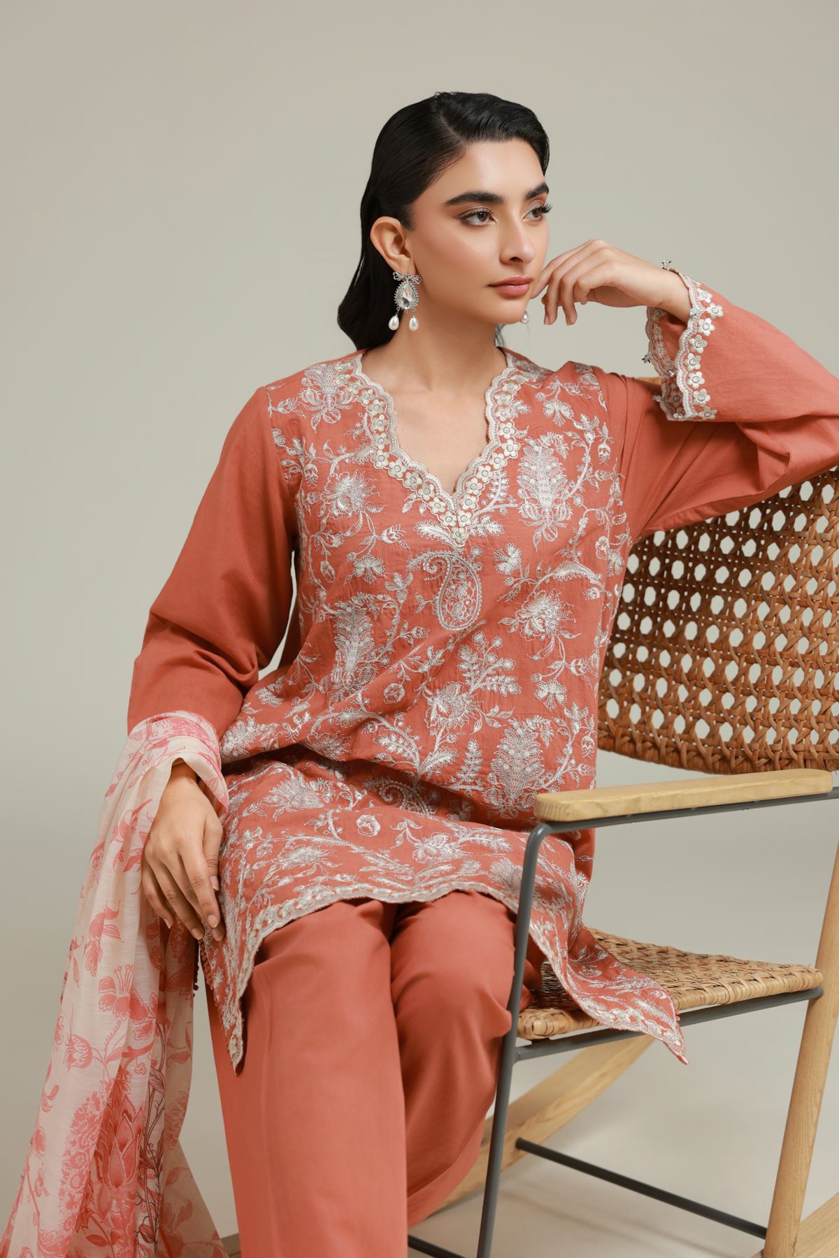 Embroidered Cambric Fabrics 3 Piece - A22-26-115FE1-VG