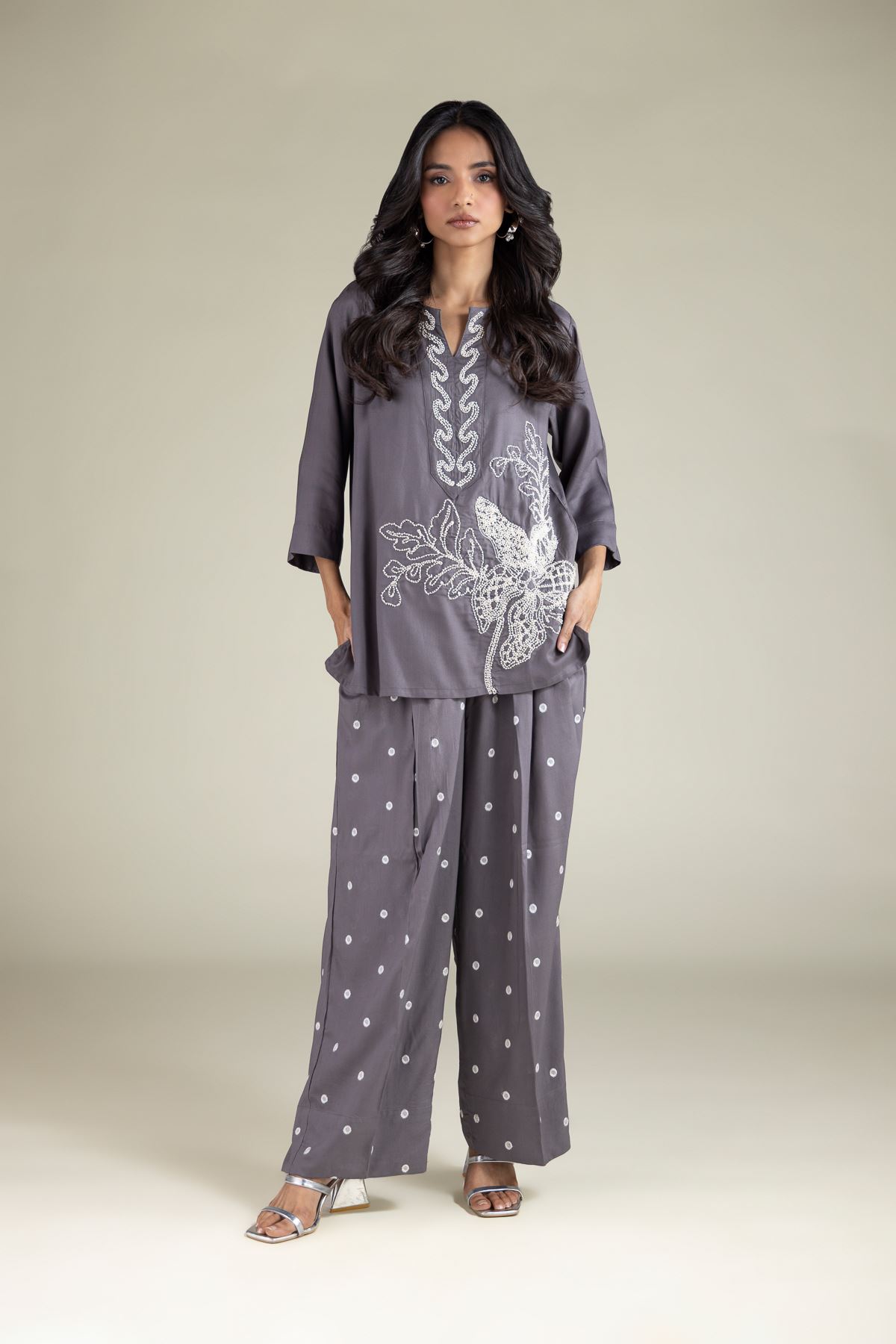 Embroidered Viscose Tunic - 6-26-105-A-F-VG