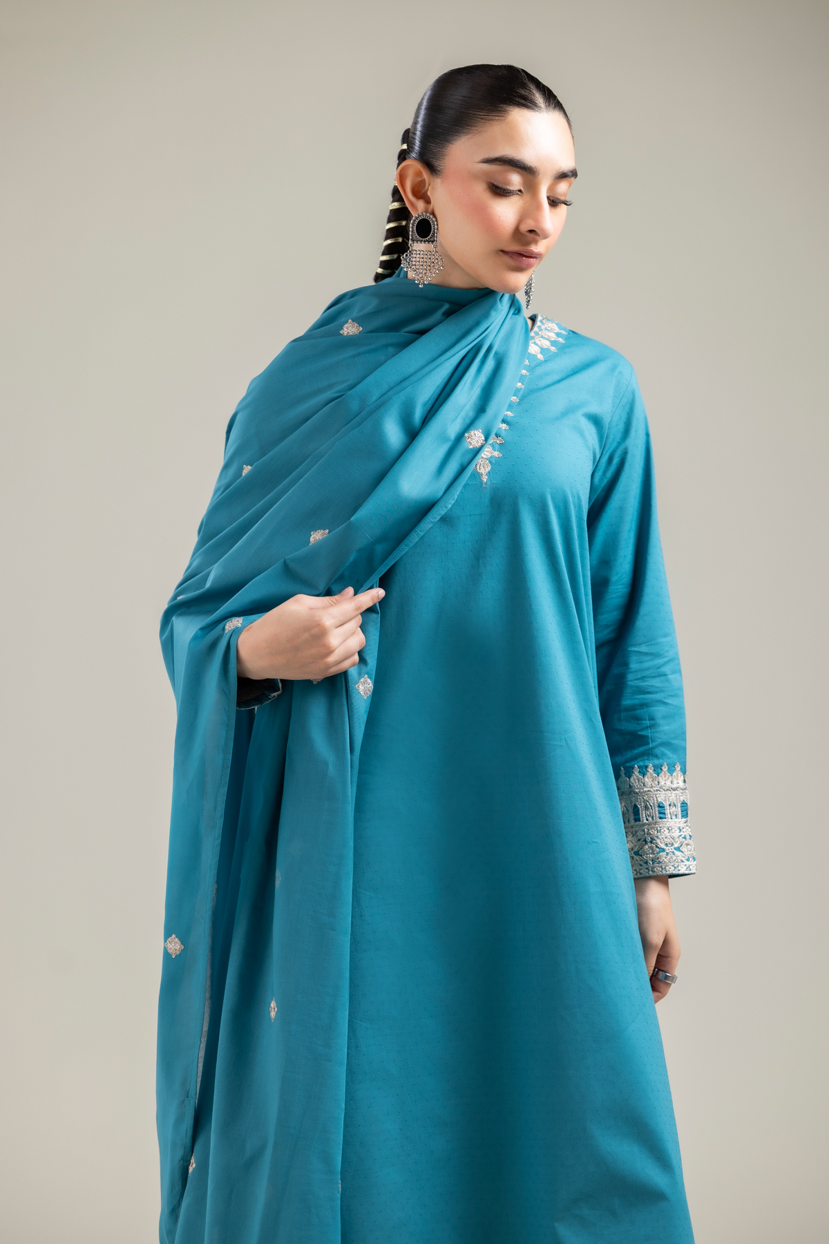 Embroidered Lawn Summer Lawn Dupatta - 1-26-121-A-C-VG