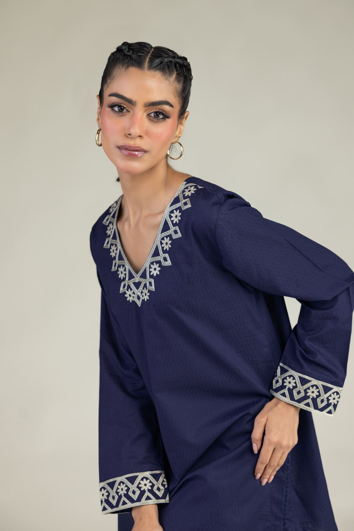 Embroidered Cotton Dobby Cotton Dobby Kurta - 25-09-11E13-02TB-VG