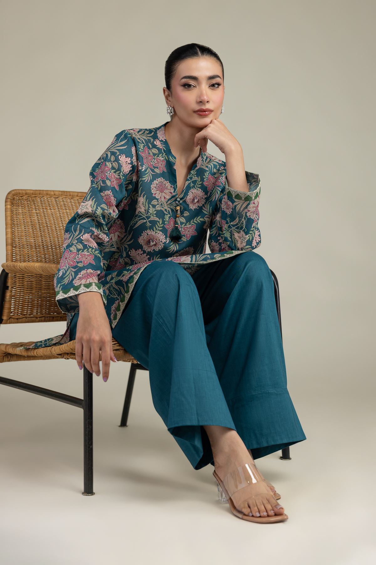 Embroidered Cambric Tailored 2-Piece Set - 1-26-102-A-F-VG