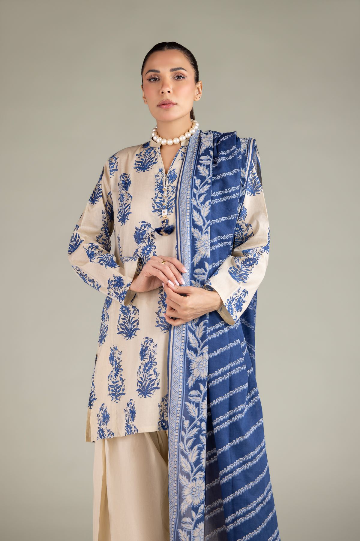 Printed Lawn Tailored 3-Piece Lawn - T-A22-26-212FG1-VG